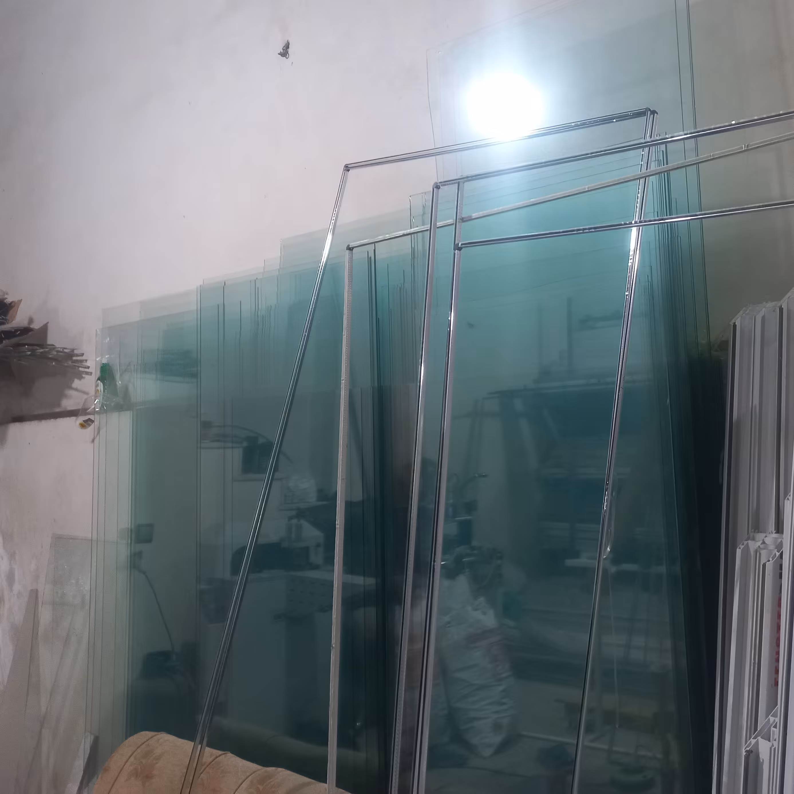 شیشه دوجداره 