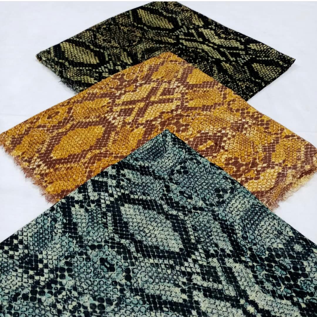 روسری پوست ماری
