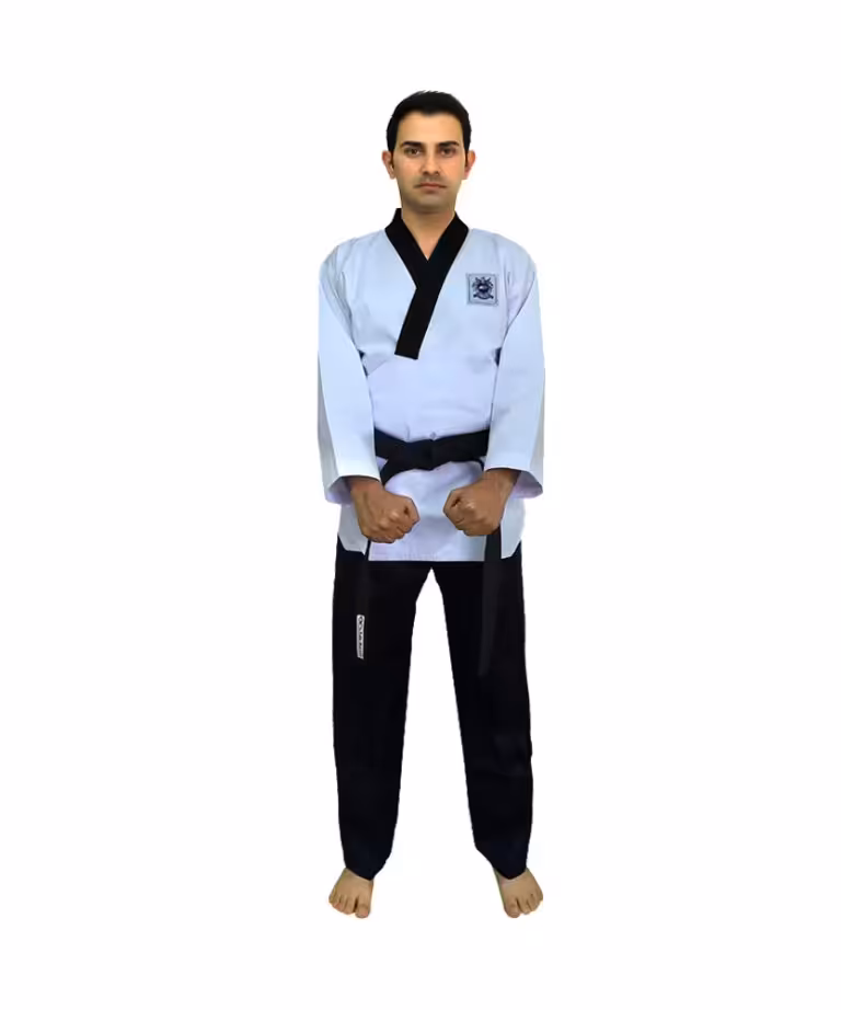 لباس تکواندو پومسه
  آقایان
