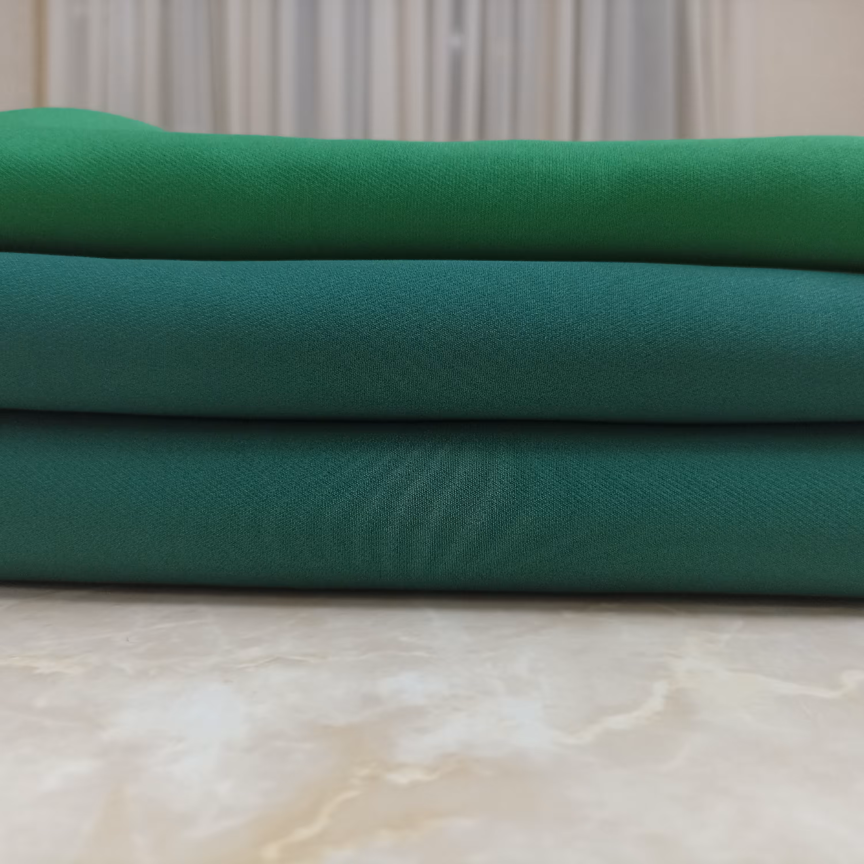 پارچه مازراتی سبز سیدی دو متر و هفتاد سانت 