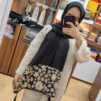 شال مشکی طلایی جنس نخ اسلپ اعلا 