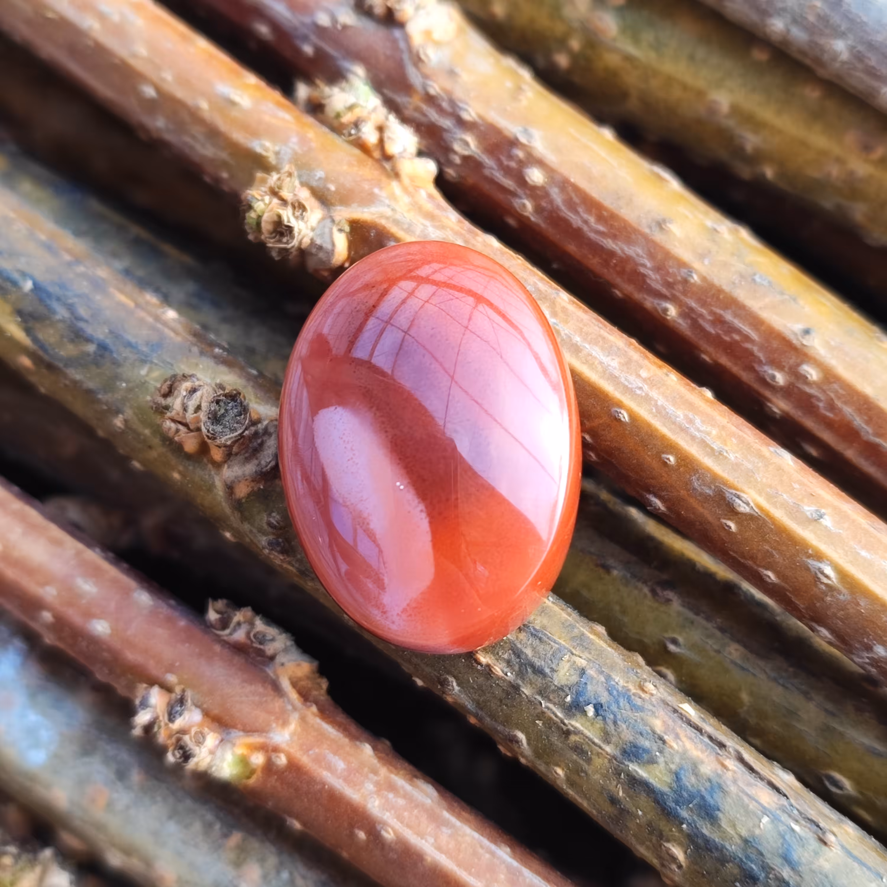 عقیق سرخ طبیعی خالدار خور 