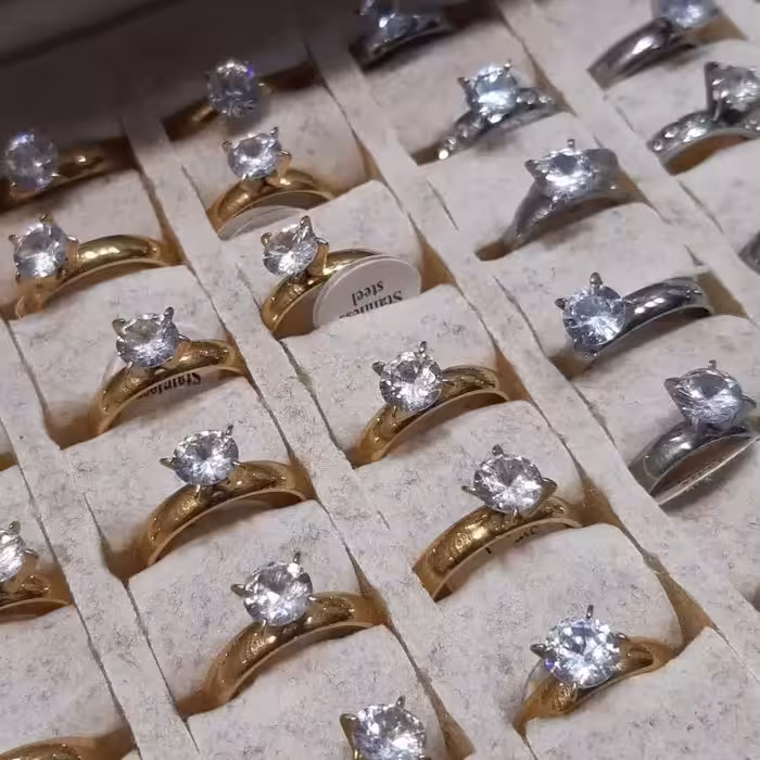 انگشتر استیل