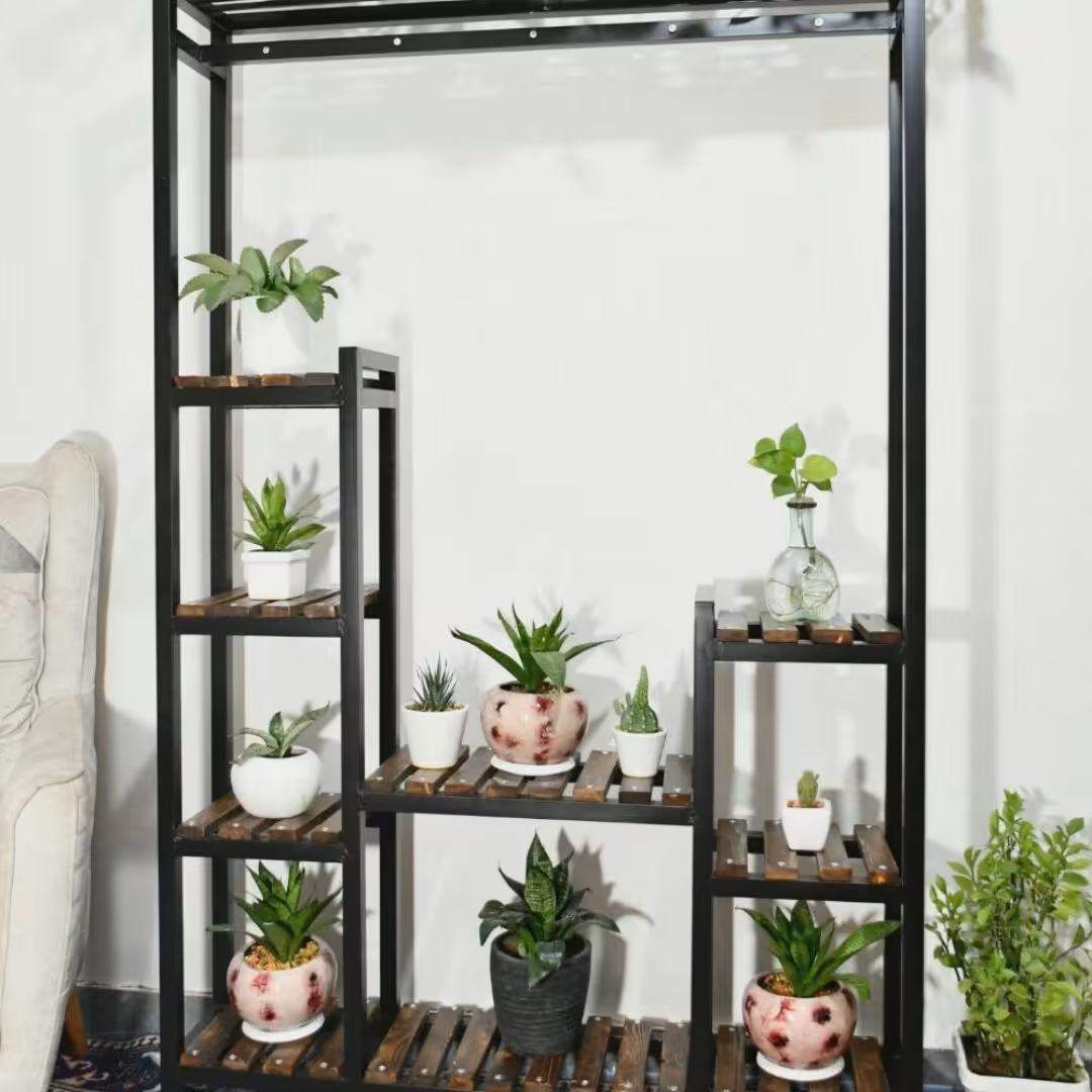 استند گل فلزی بارویه چوب روس