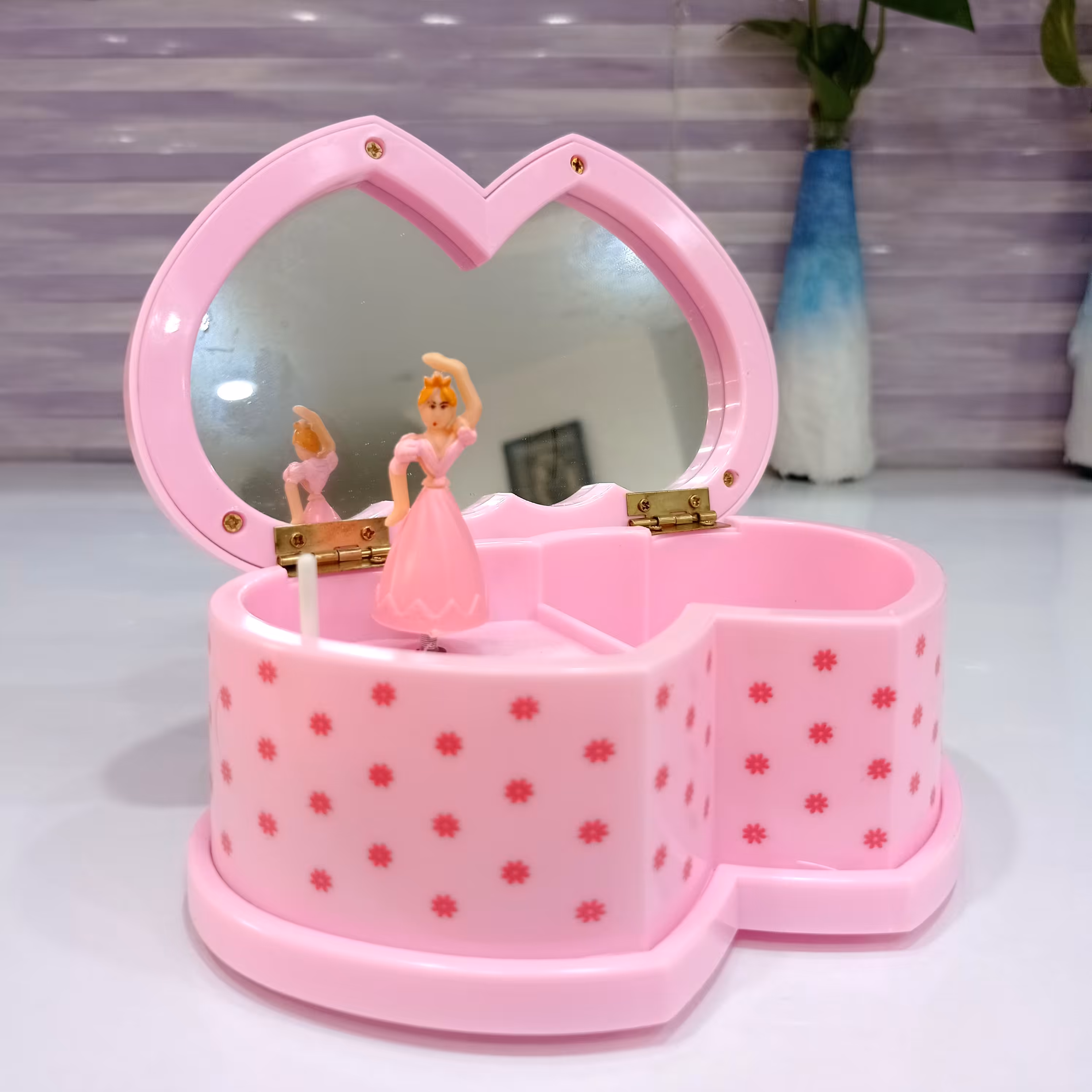 جعبه موزیکال دو قلب صورتی با عروسک رقاص فانتزی زیبا جذاب

