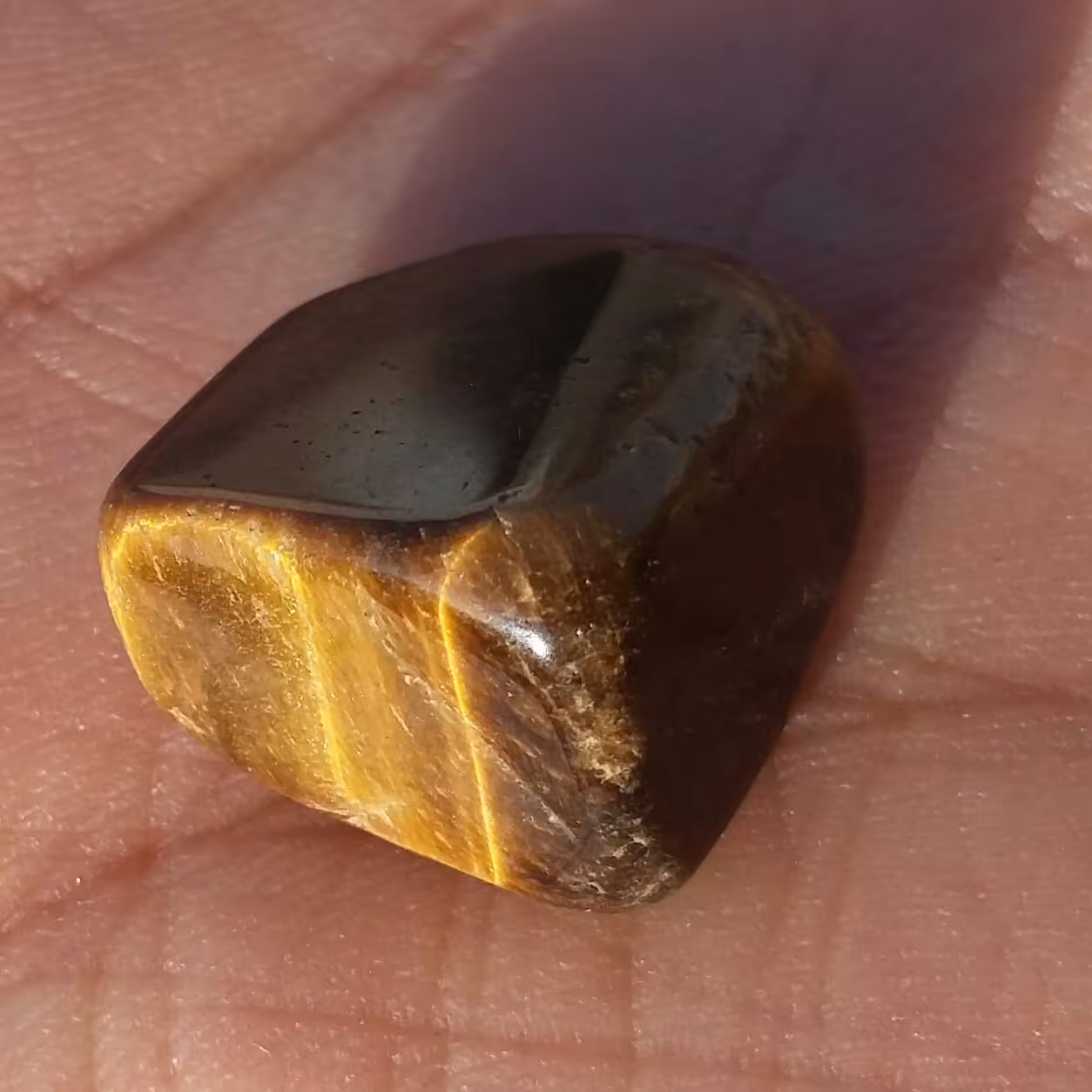 سنگ راف حبه تمام پولیش شده چشم ببر پاکستان 100 در 100 طبیعی شااهکار خلقت
تصویر از چند طرف نمونه
کد 8226