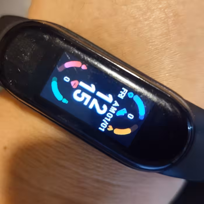 ساعت هوشمند M6 کپی شیائومی، پایین صفحه لمسی ،صفحه رنگی،سنسور سلامتی کامل، پشتیبانی نامحدود