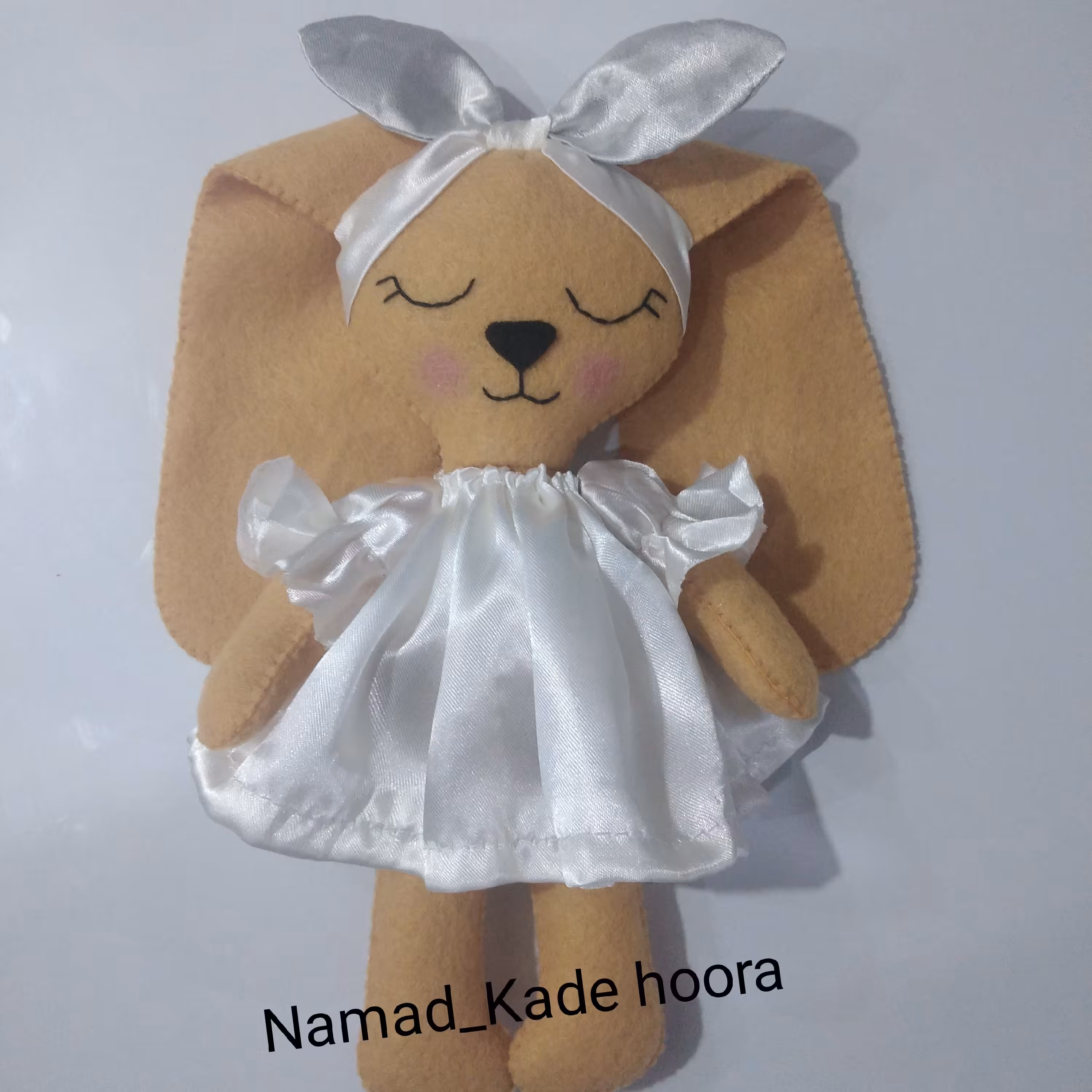 عروسک خرگوش نمدی