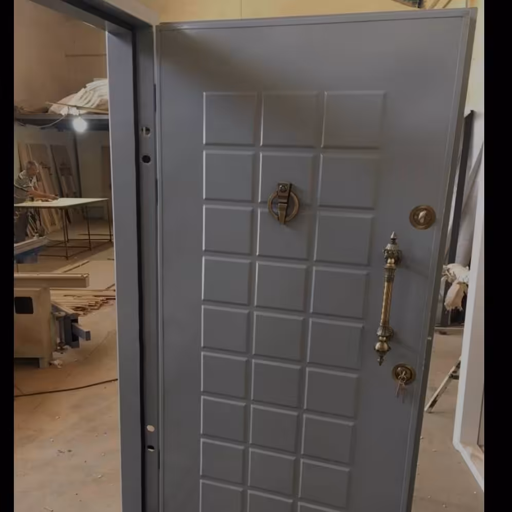 درب ضدسرقت با رویه فلزی محکم وباکیفیت 