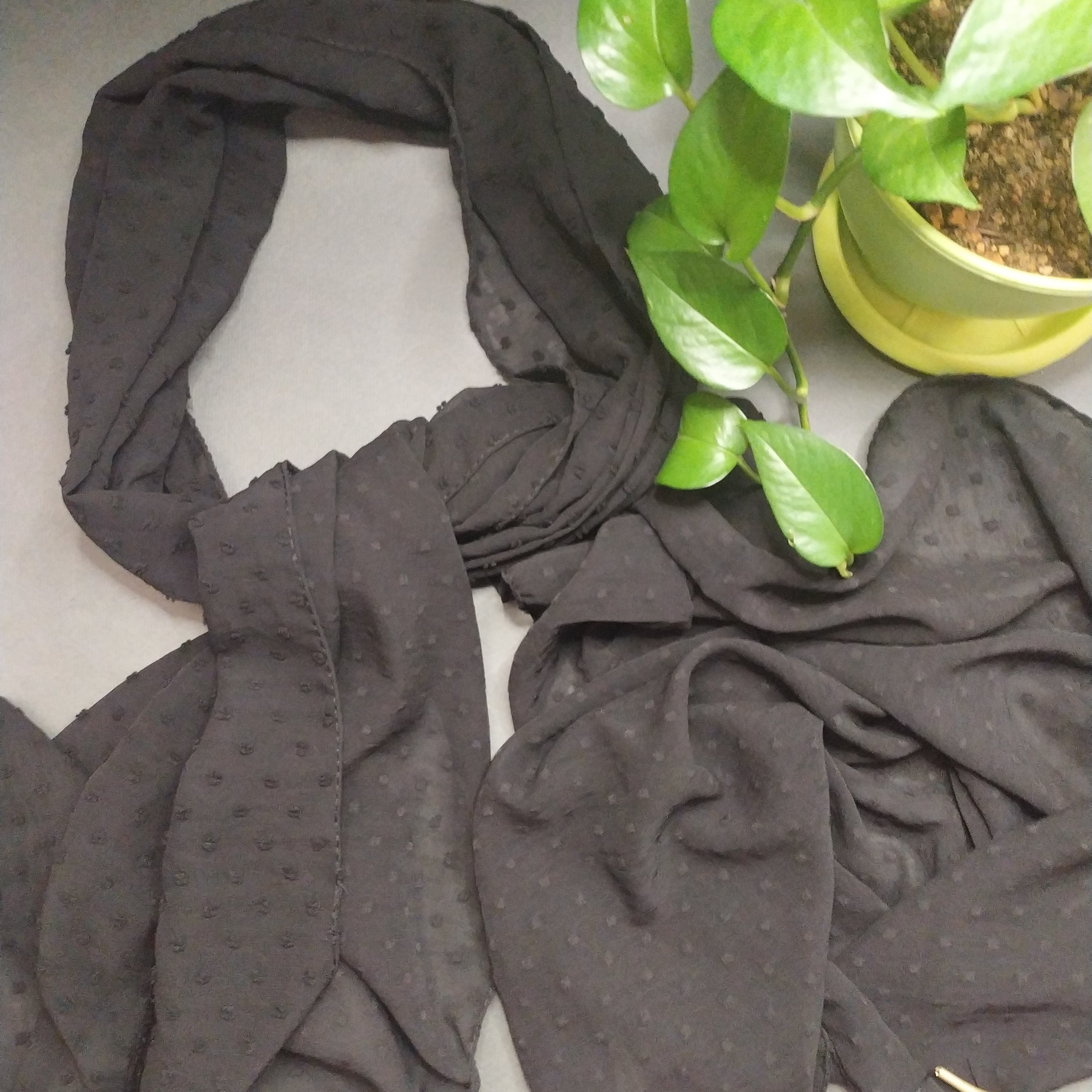 شال مشکی توپی حریر منگوله دار خنک وسبک روی سر مناسب مجلس و مهمانی کیفیت عالی