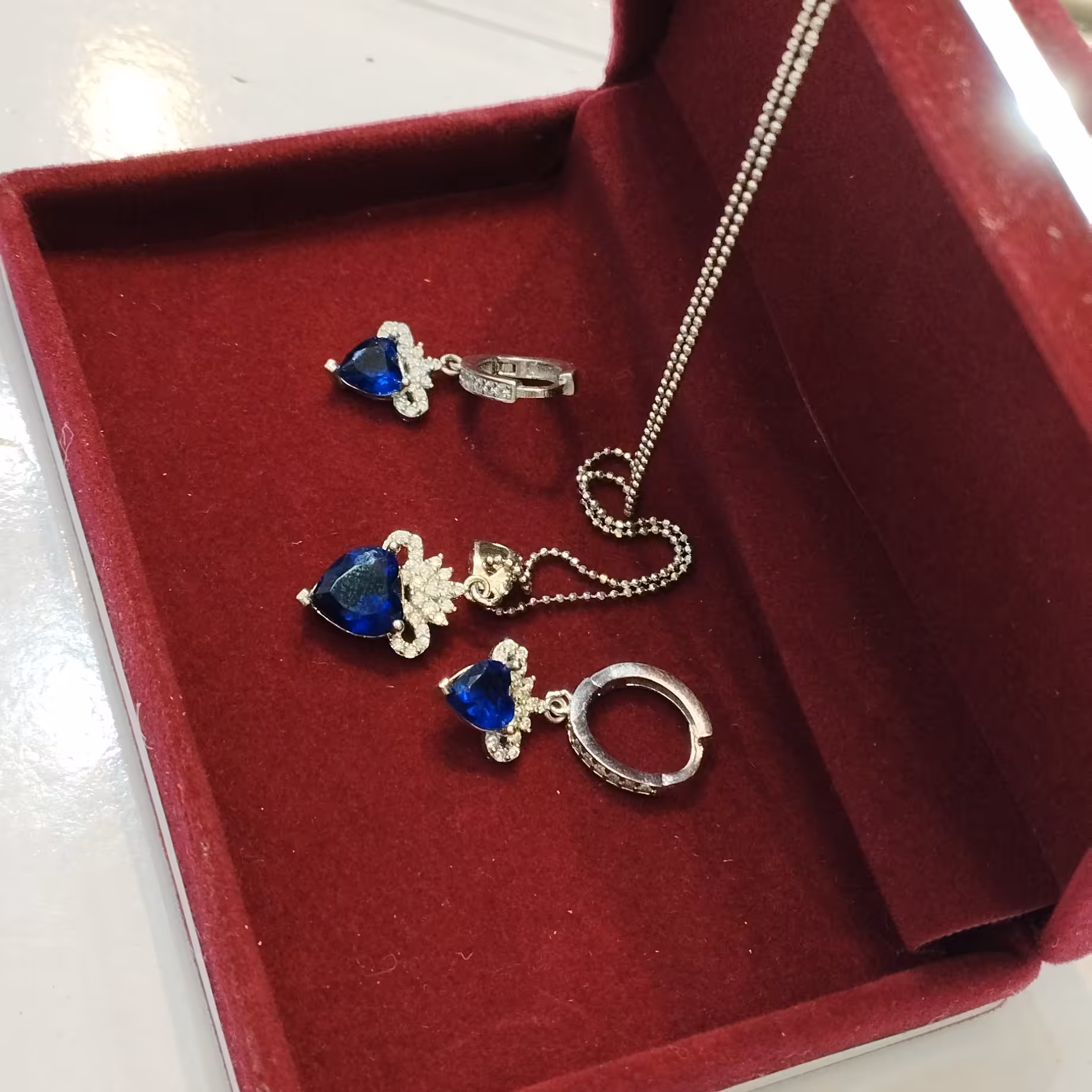 نیم ست نقره زنانه سنگ یاقوت کبود کد231