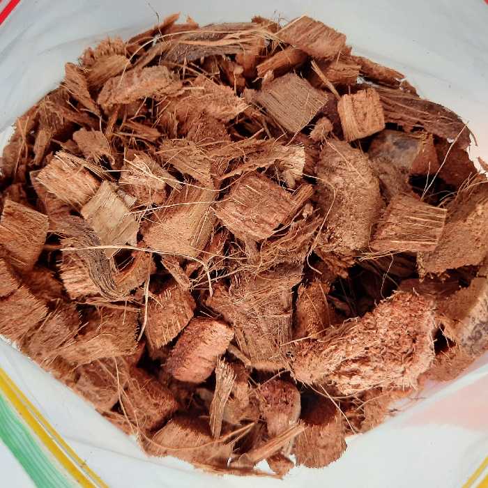  بستر کشت کو کو چیپس سایز درشت ( بسته ی  2 لیتری )