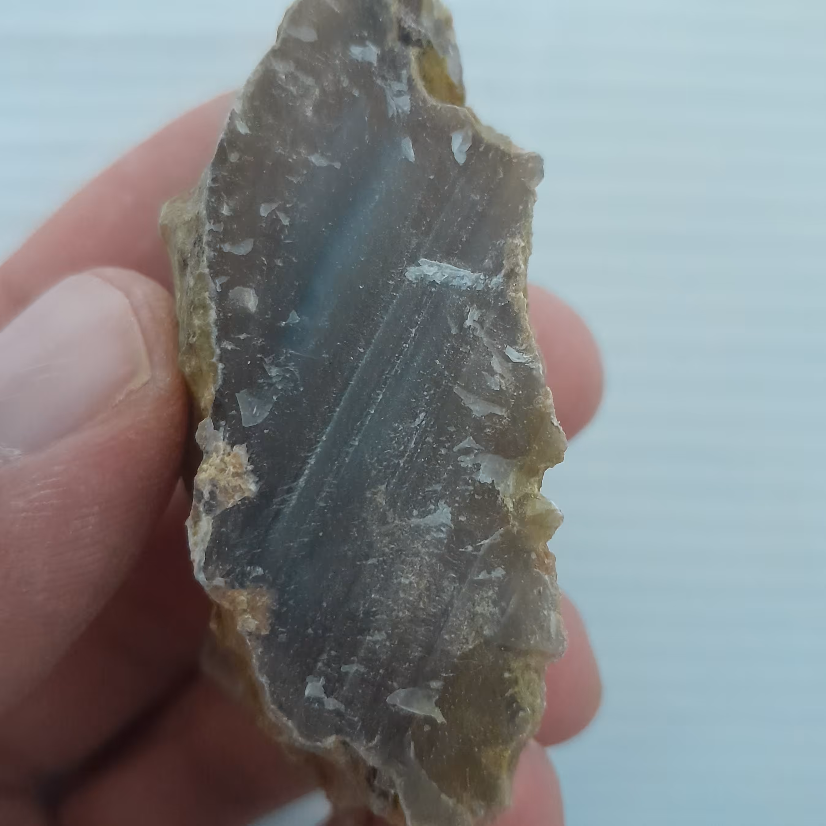 سنگ راف عقیق خطی کبود کد 100