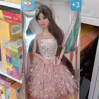 اسباب بازی باربی با لباس مجلسی