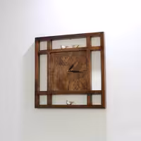 ساعت چوبی مربع 