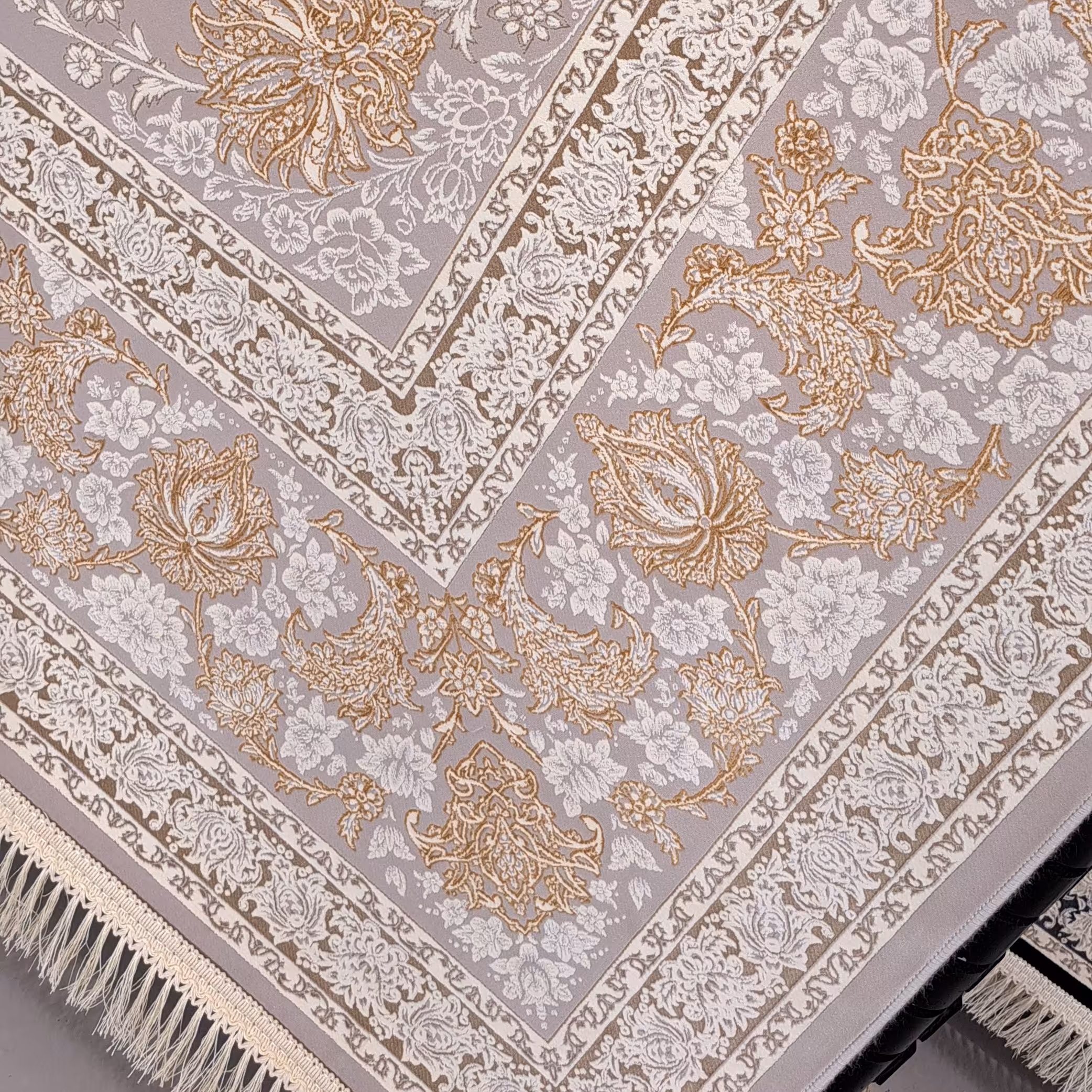 فرش اکرلیک 12 متری 1200 شانه طرح دلکش  رنگ نقره ای کد A113