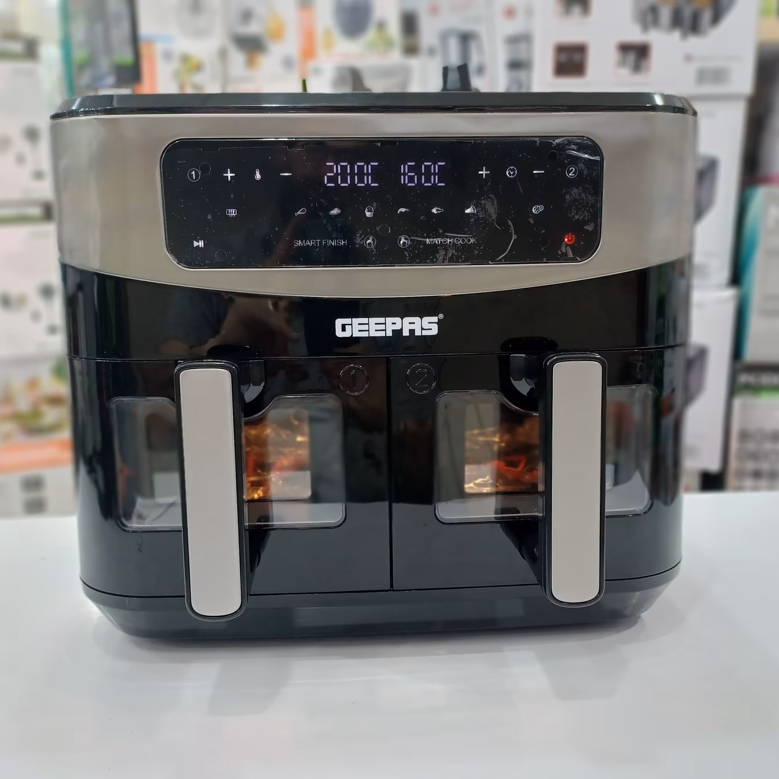 سرخکن 9 لیتر دوقلو جیپاس اصل توان مصرفی 2600وات دارای دو برنامه پخت و دو المنت  دو سبد چهارم نیم لیتر 