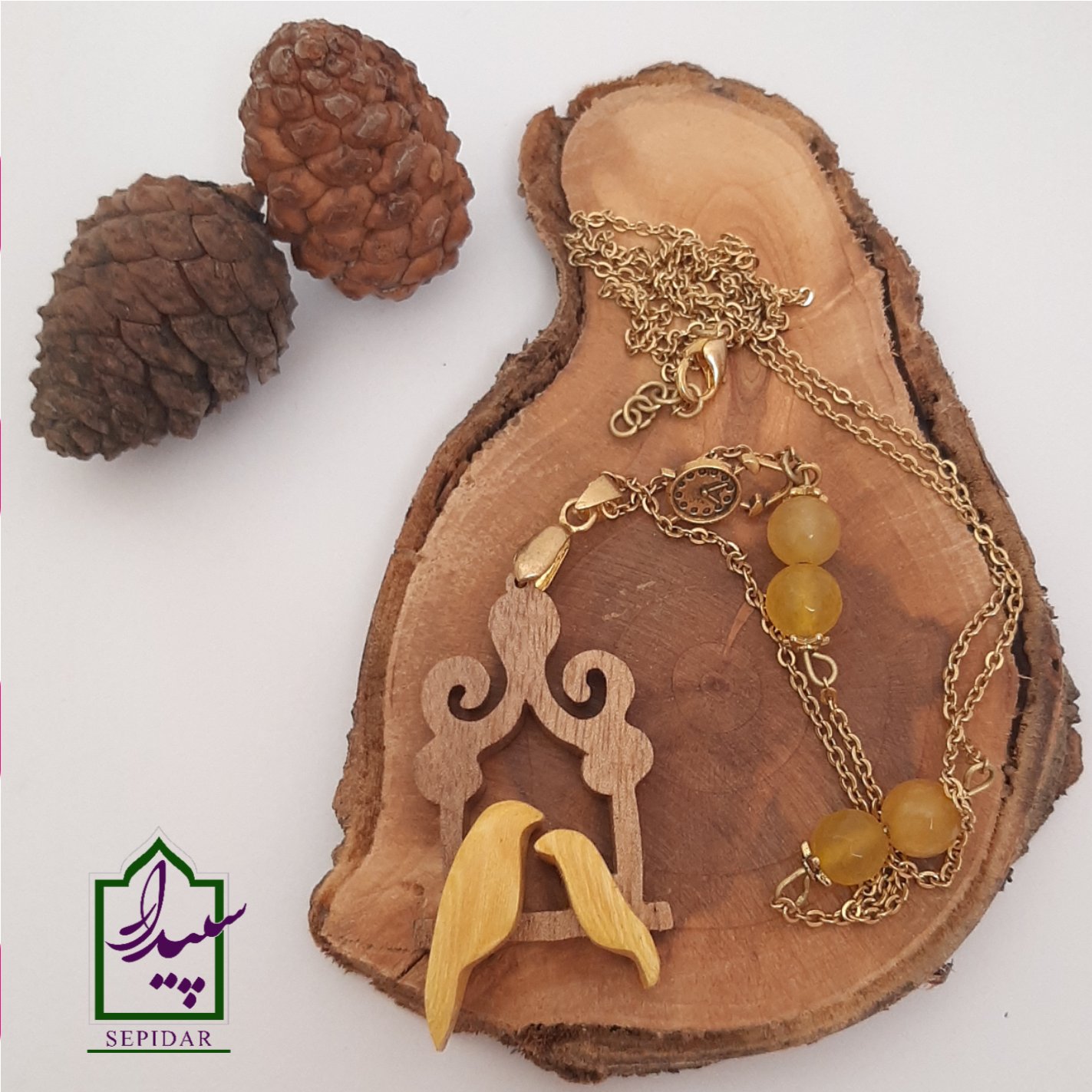 گردنبند چوبی دو مرغ عشق