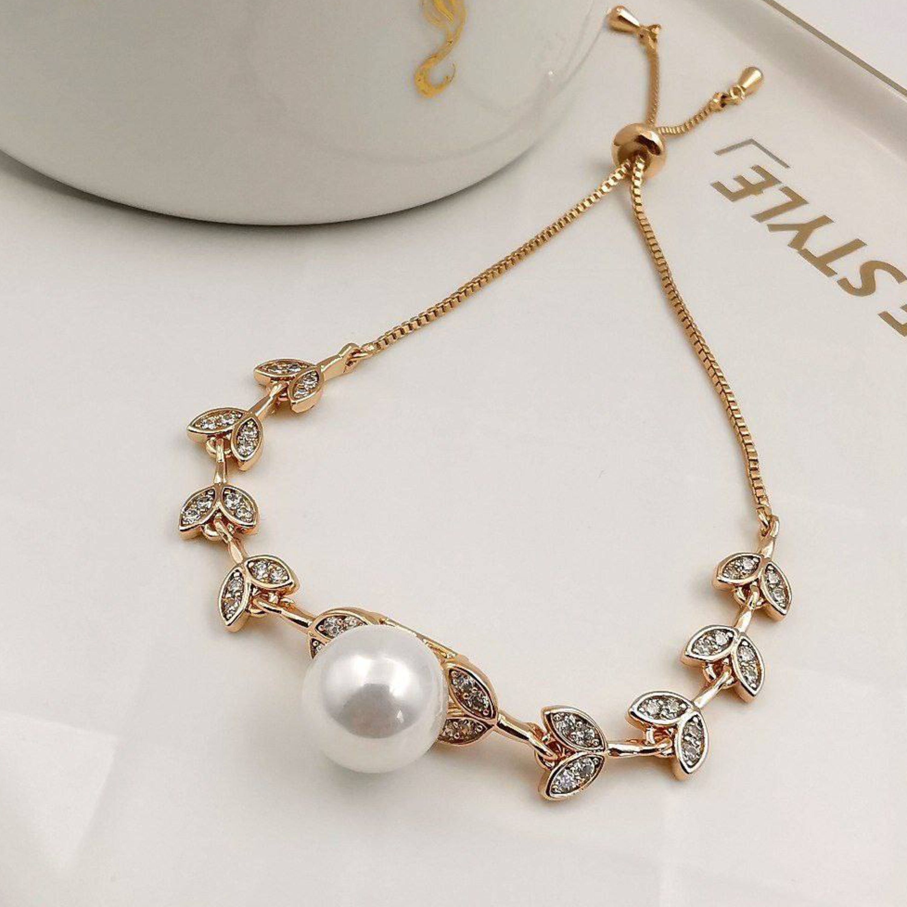 دستبند برگ ومروارید