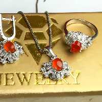 نیم ست عقیق یمن اصلی   
عیار نقره 925ارسال رایگان 