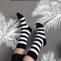 جوراب راه  راه سفید مشکی ساقدار نخ پنبه فری سایز