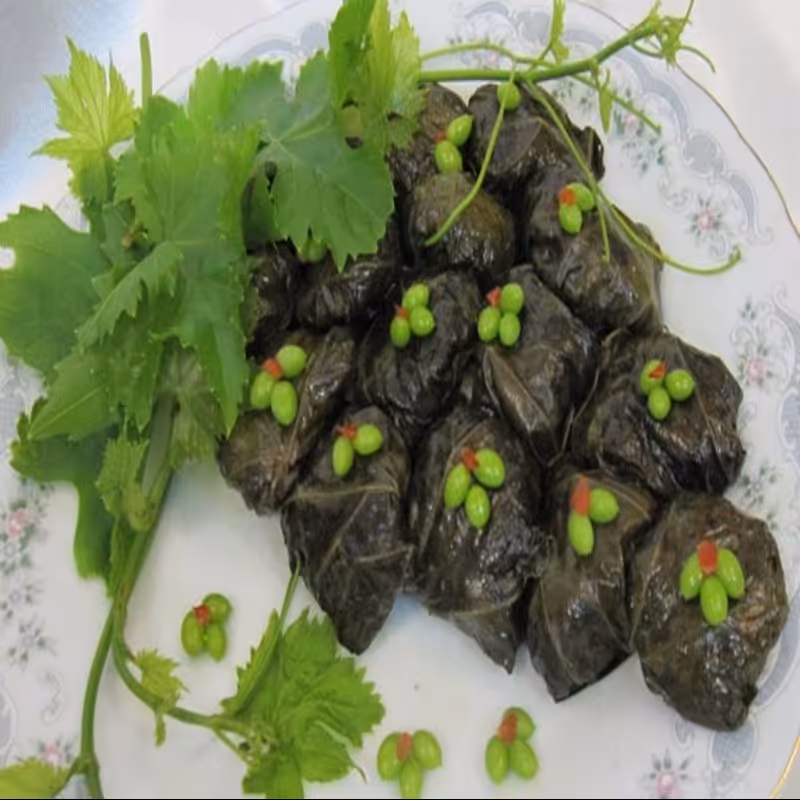 چاشنی و سس ملس دلمه برگ مو با طعم  عالی 