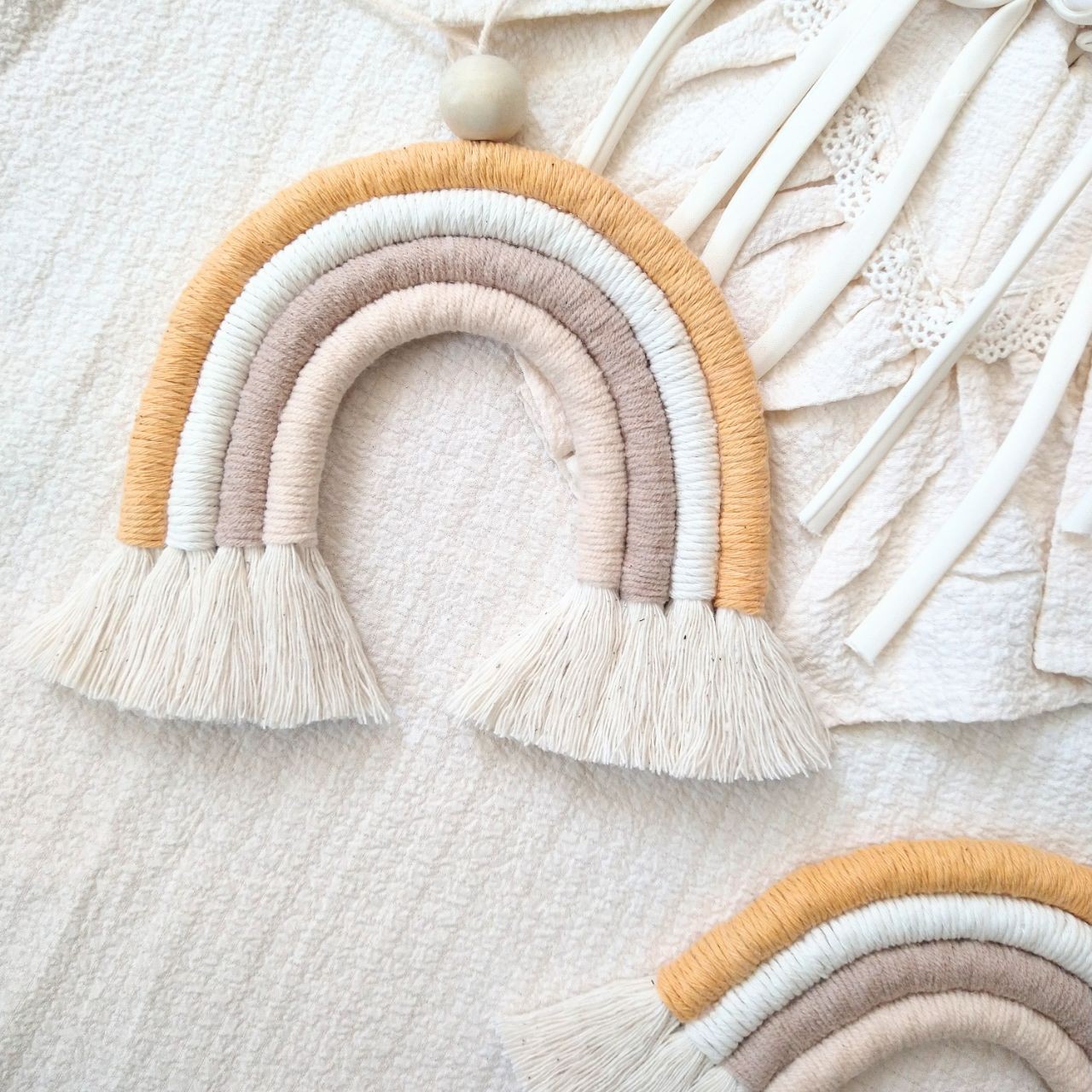 رنگین کمان مکرومه . رنگین کمان چهار رنگ مکرومه