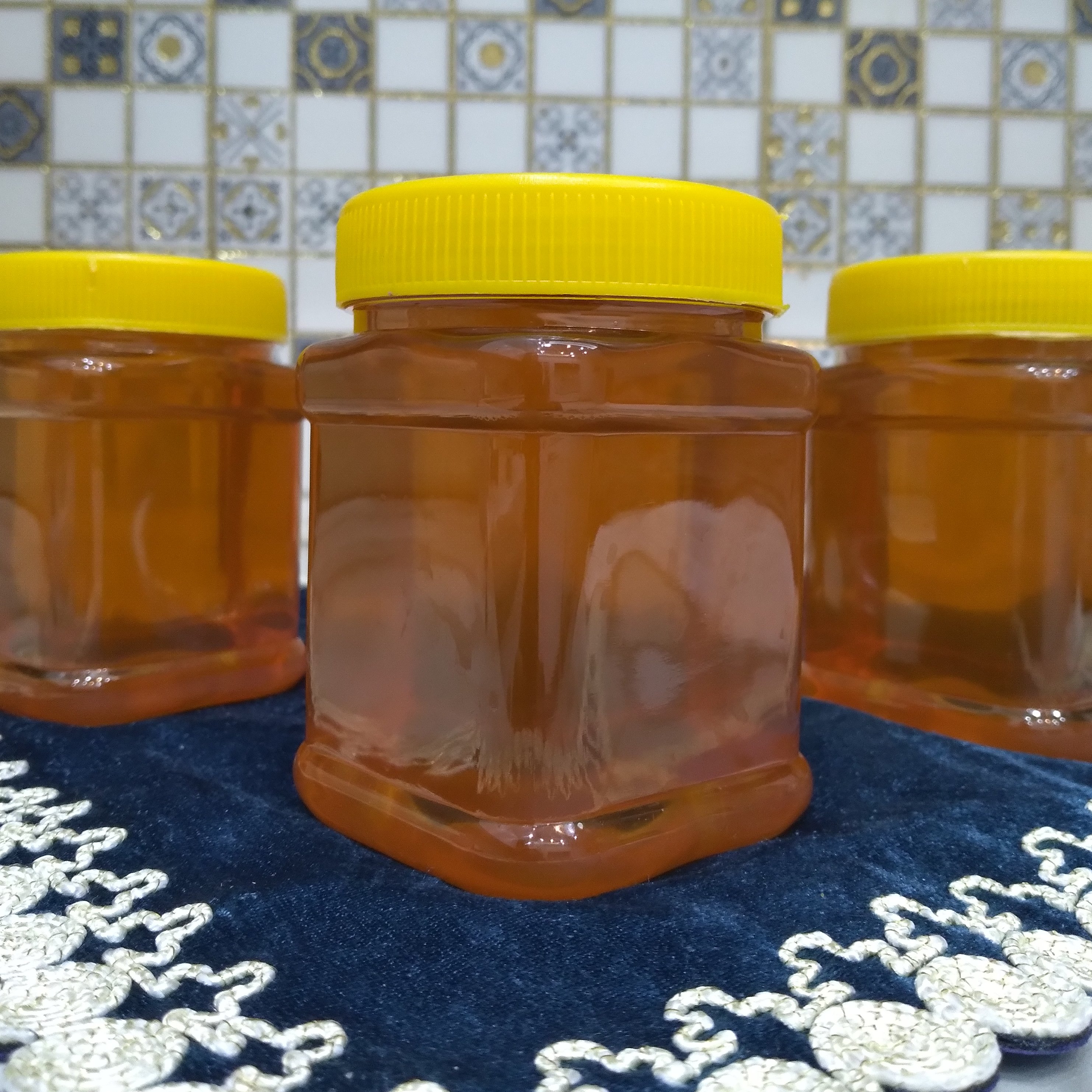 عسل بهاره نیم کیلویی ( تازه برداشت شده)