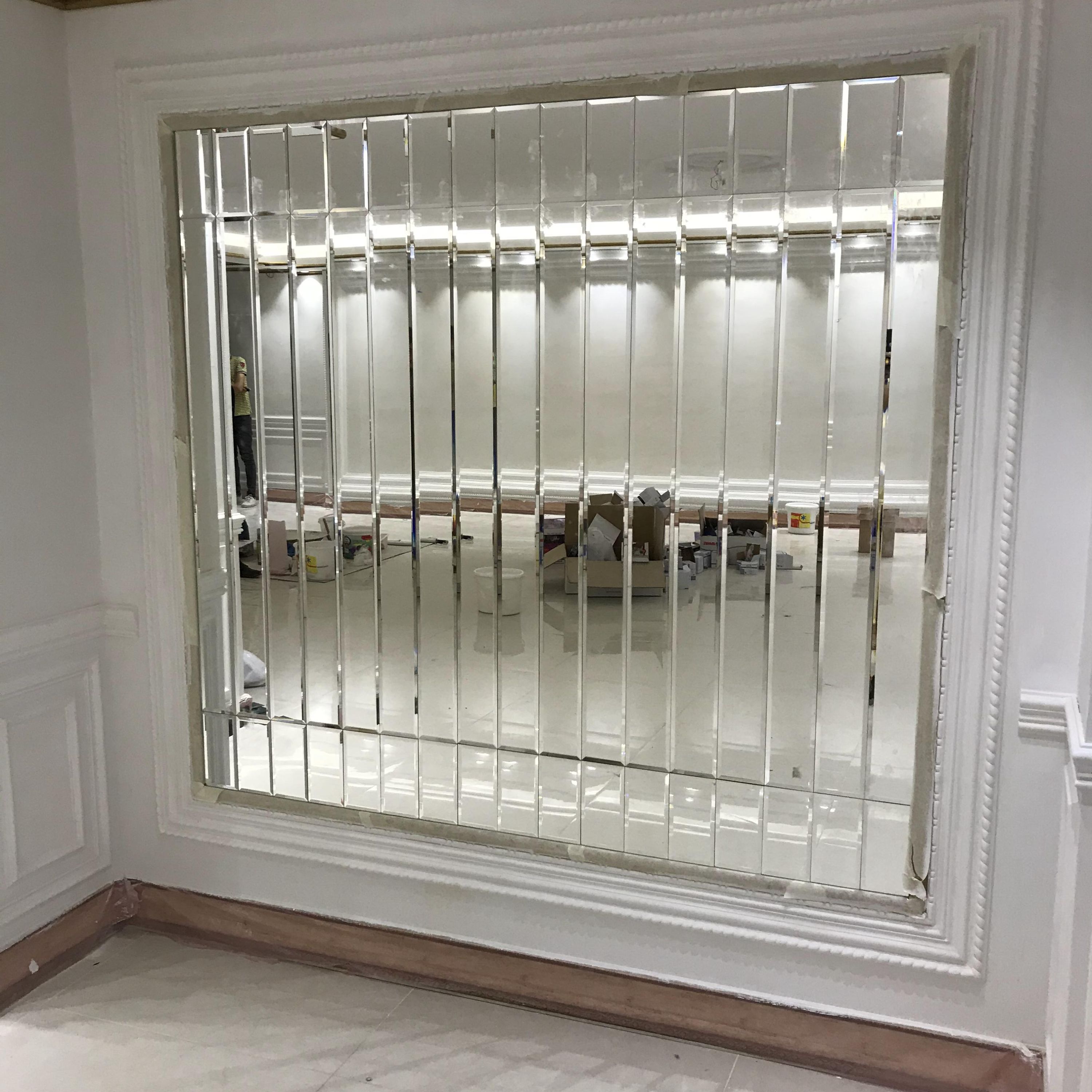 آینه دیواری مدرن آبشار