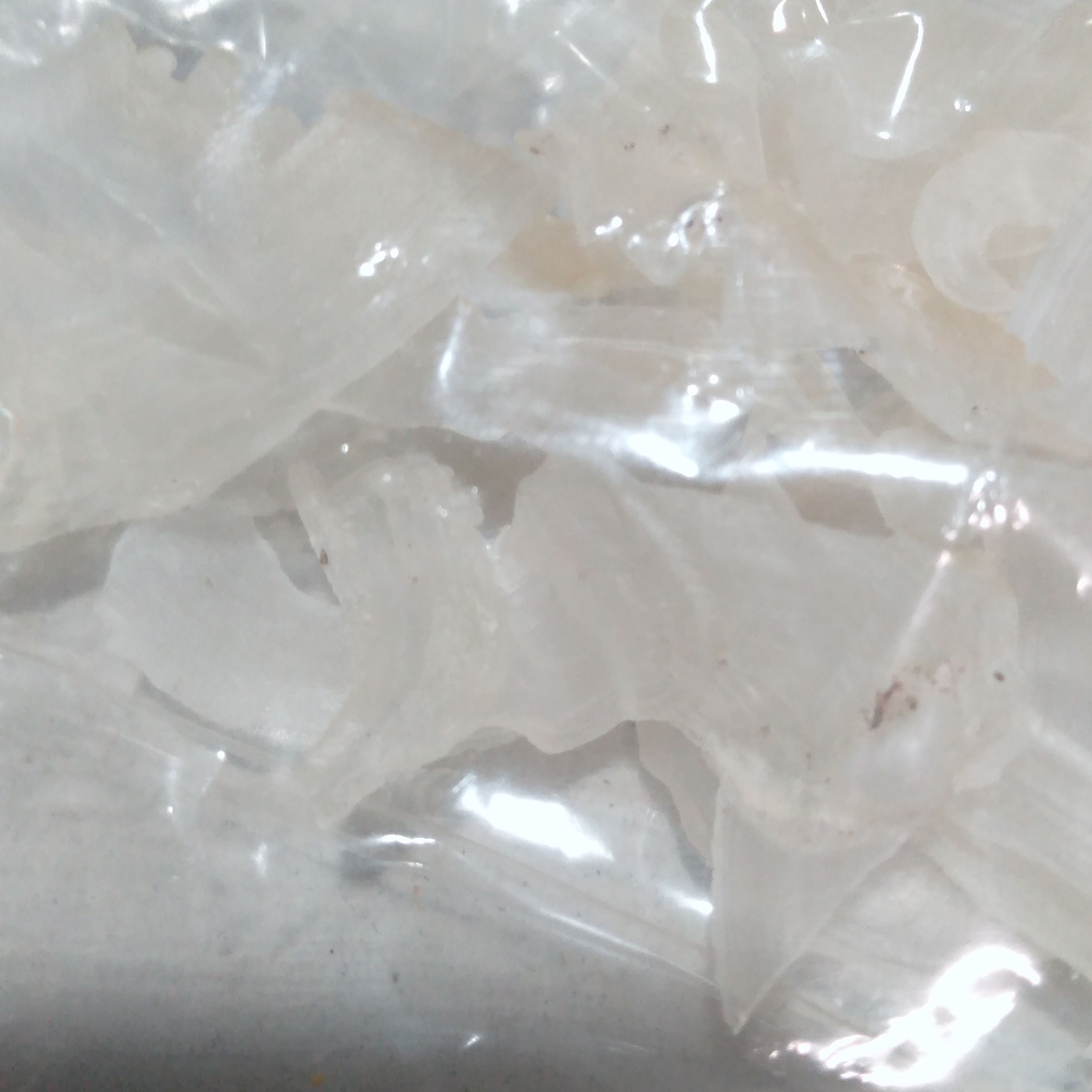 کتیرا درجه 1 یا کتیرا گل مصرف خوراکی سرفه و سرماخوردگی وبعنوان ژل و تقویت موی سر