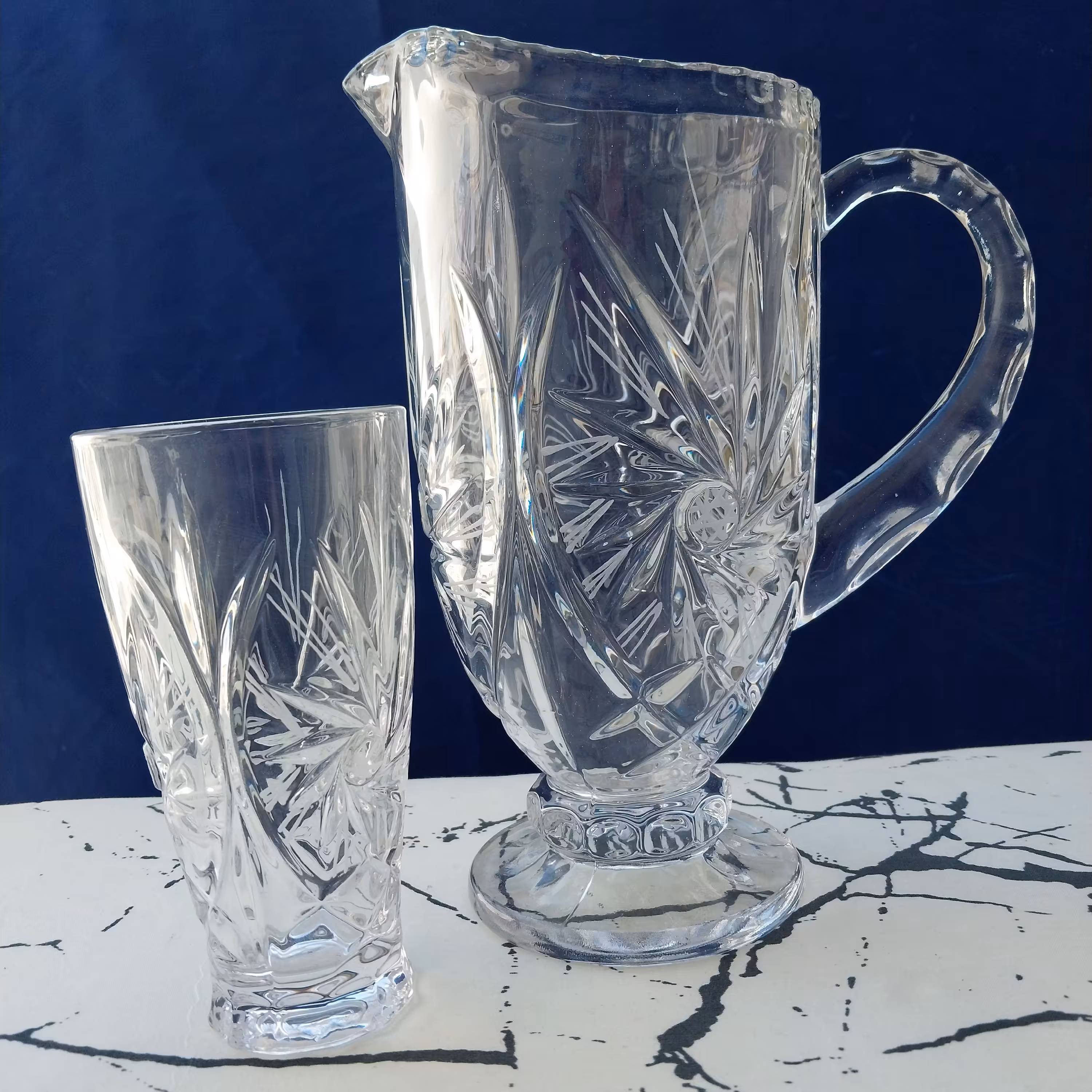 پارچ و لیوان خورشیدی 