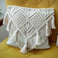 کوسن مکرومه nahal بافته شده با نخ مکرومه با کیفیت همراه با کوسن خام  طول 40 و عرض 40