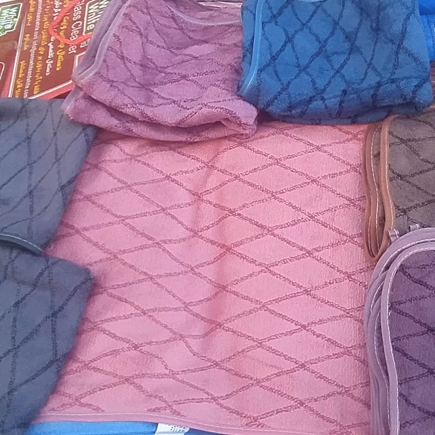 دستمال جنس پولیشی سایز 40در40