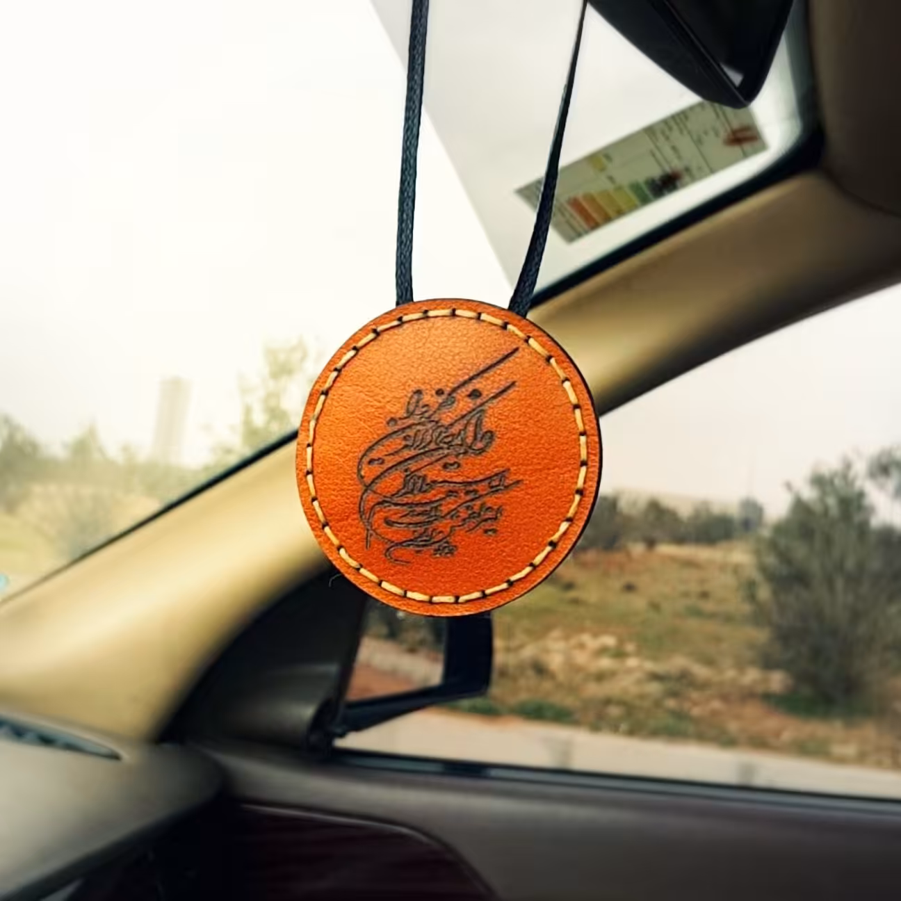 آویز ماشین و ان یکاد چشم نظر چرمی دست دوز_اویز خودرو چشم نظر