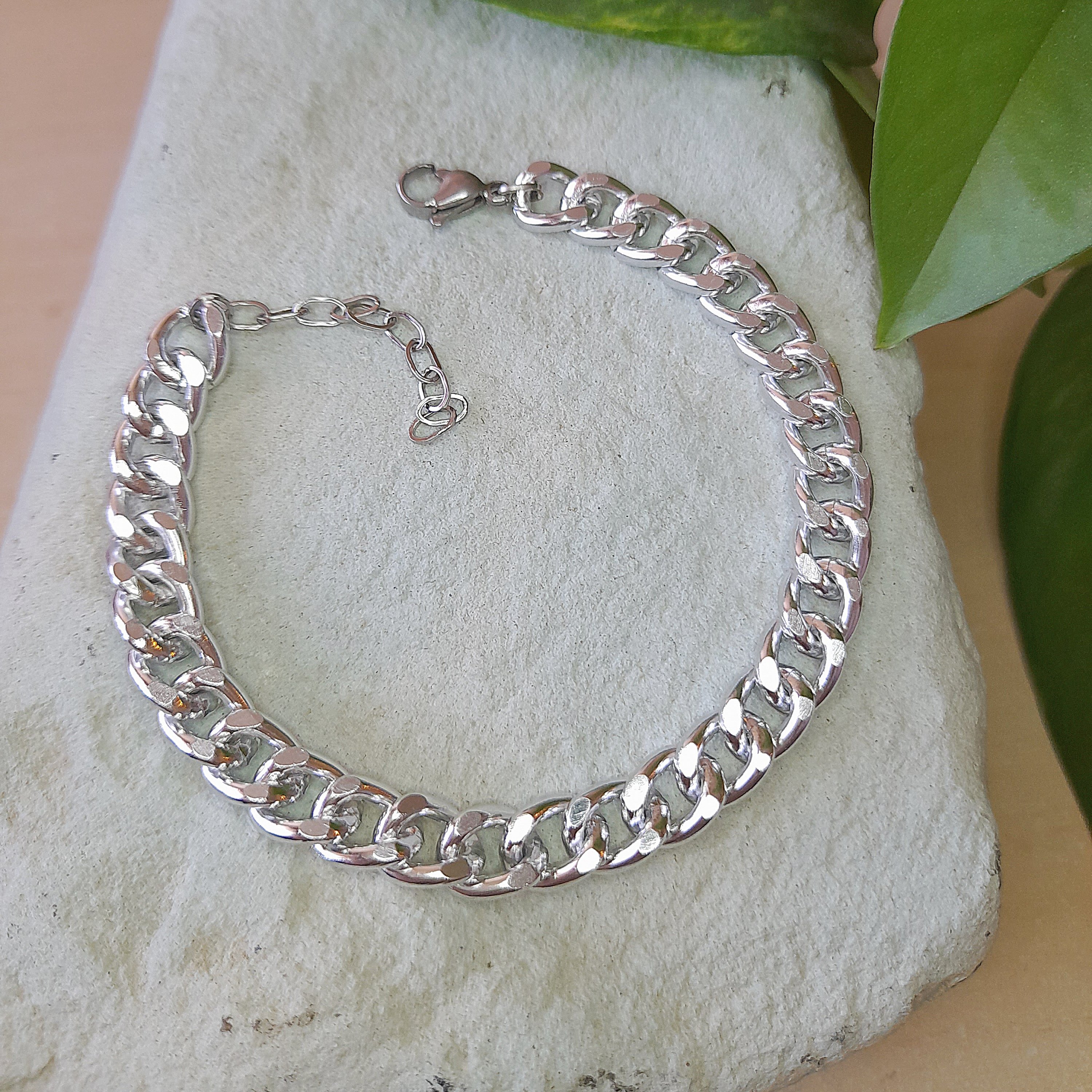 دستبند کارتیر آلومینیومی رنگ نقره ای 