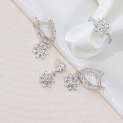 نیم ست نقره دخترانه طرح دانه برف با انگشتر کد 2522