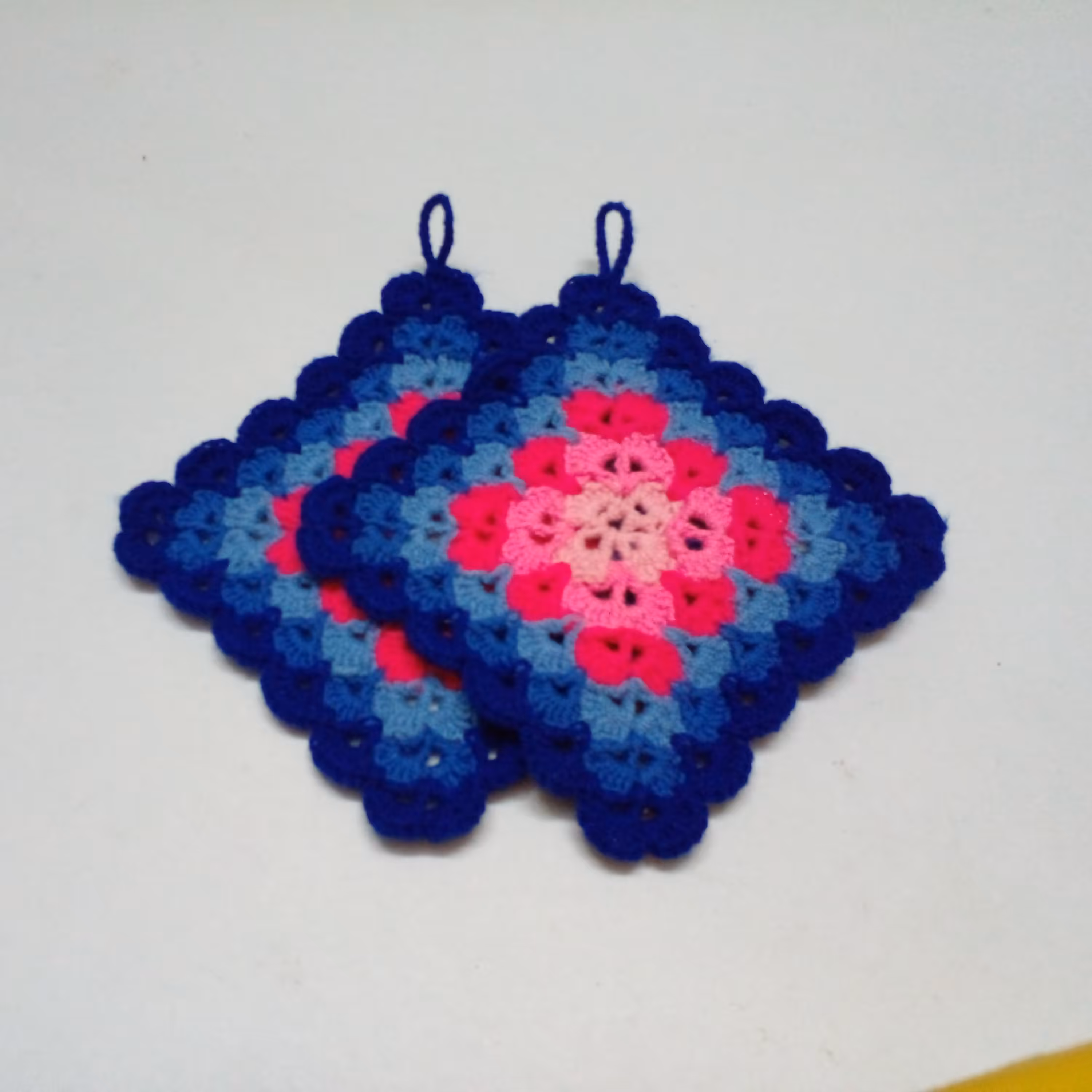 دستگیره بافتنی رنگارنگ جفت 