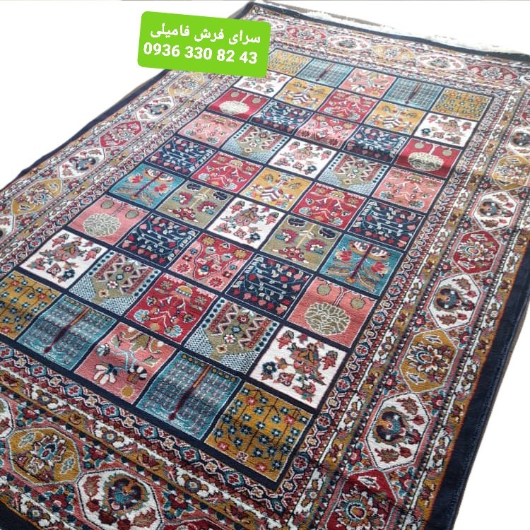 فرش سنتی طرح خشتی رنگ سرمه ای کد49