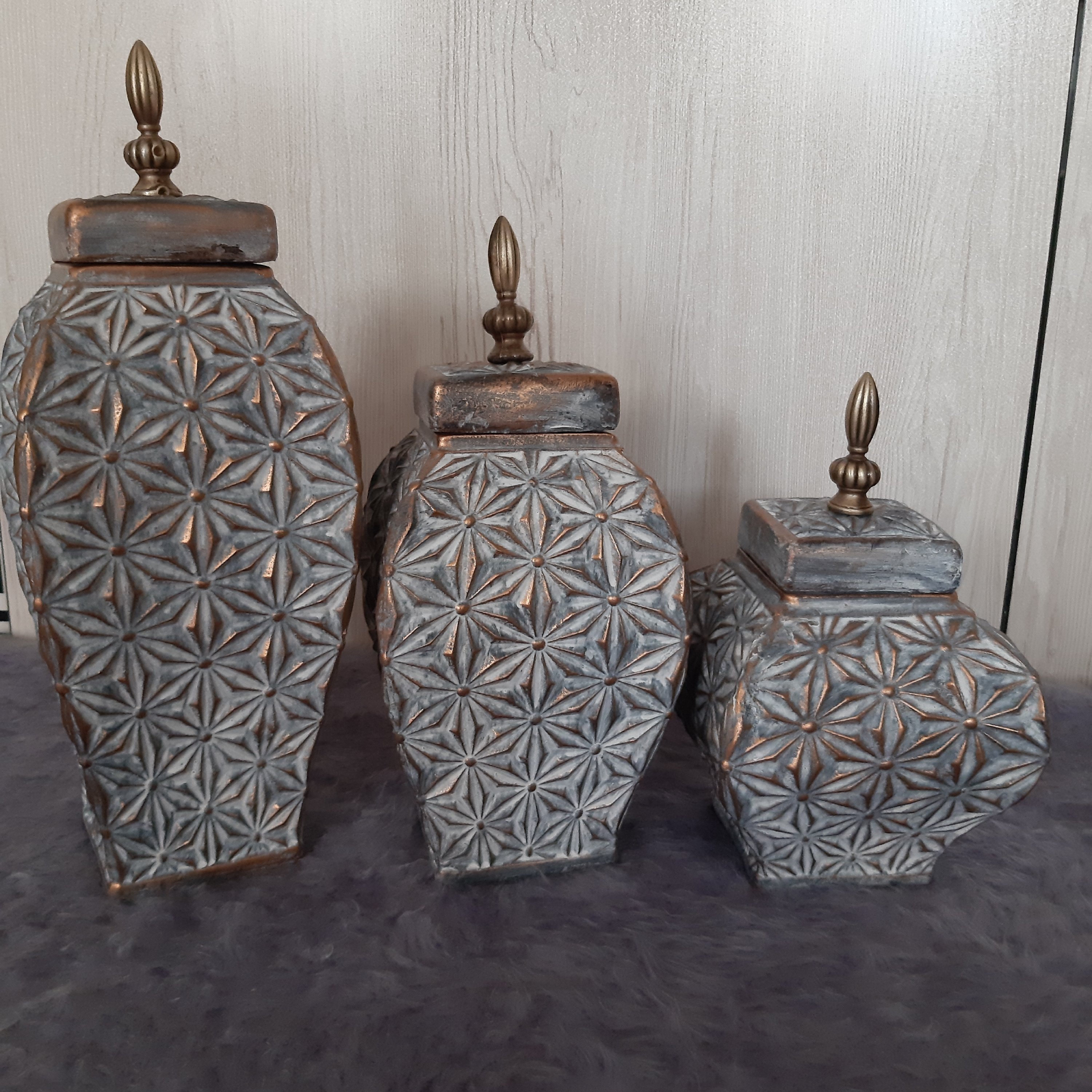 بانکه سه تایی ،رنگ طوسی طلایی ،دکوری خاص و شیک ،هدیه ای خاص برای عزیزان