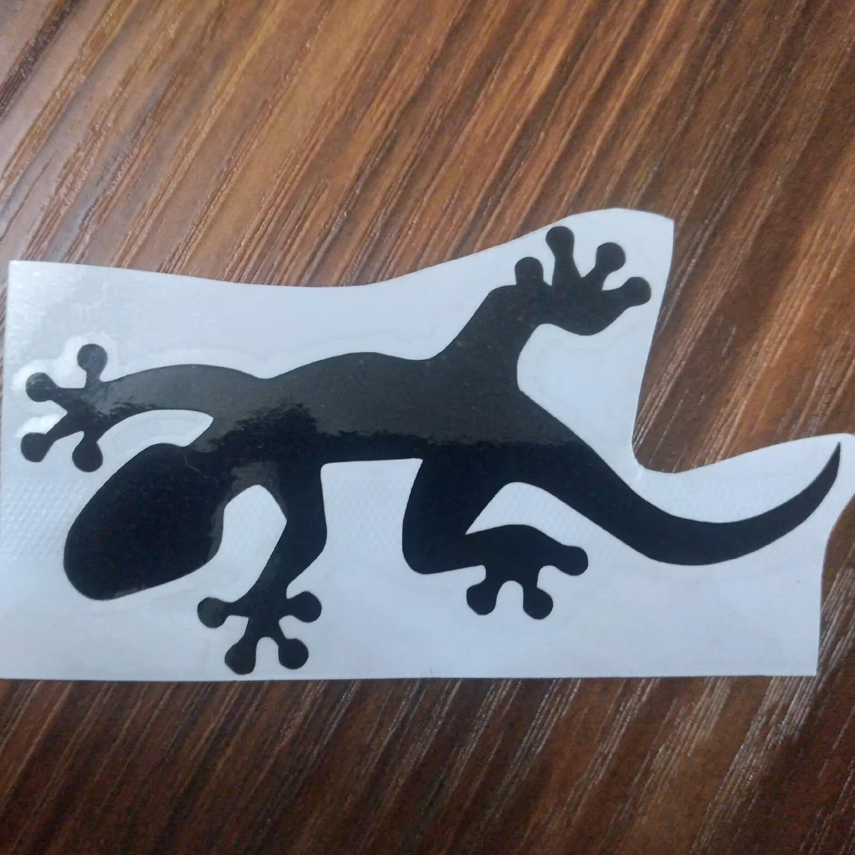 برچسب مارمولک با کیفیت مناسب برای تمامی خودرو ها موتور سیکلت و دوچرخه و ... KHAN MARKET