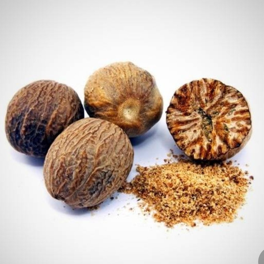 جوز هندی درشت  درجه یک اعلا(100گرمی)