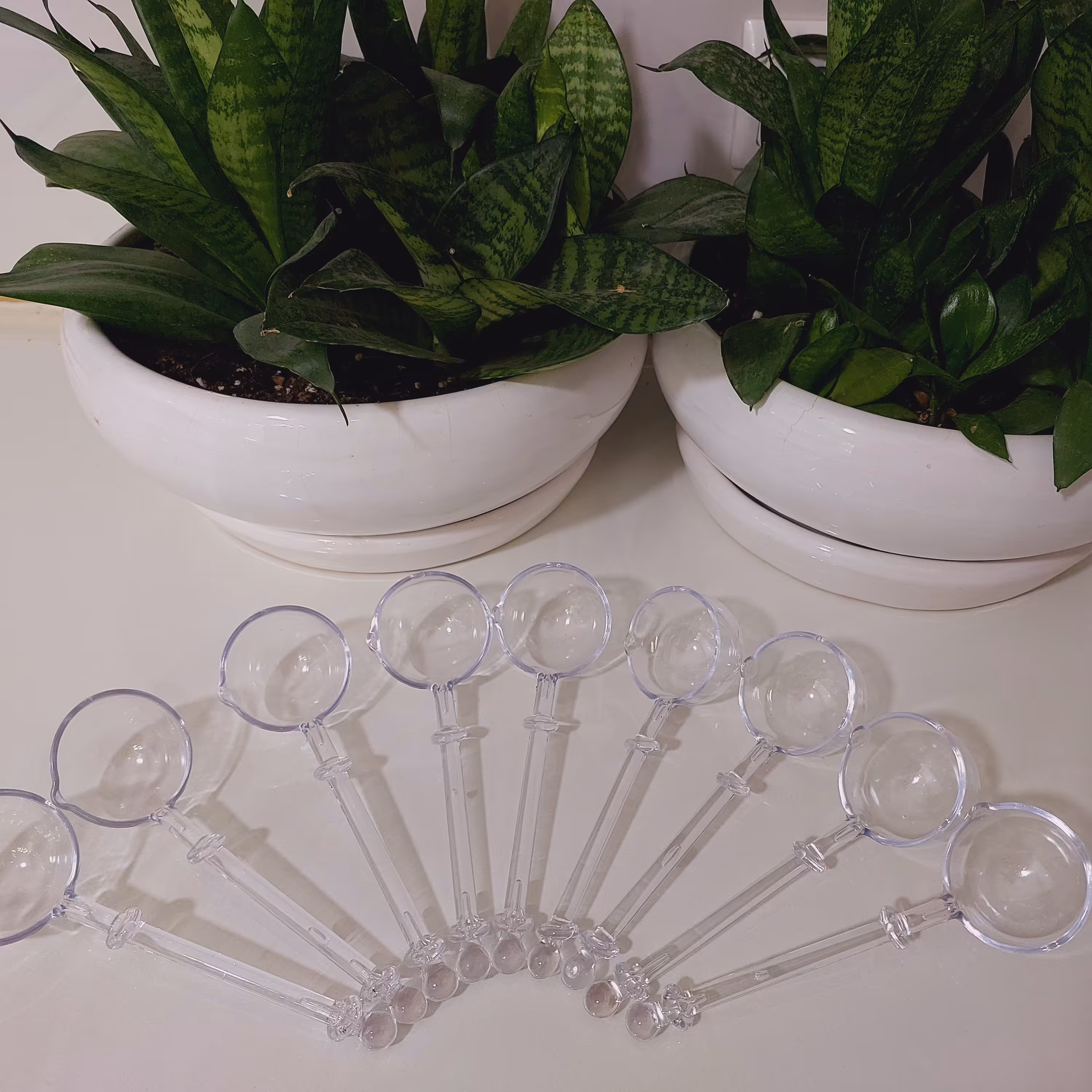 ملاقه  3عددی آب مرغ و سس و خورشت خوری و سوپ خوری نقلی جنس اکرولیک شفاف کیفیت عالی لطفا قبل از سفارش موجودی بگیرید 