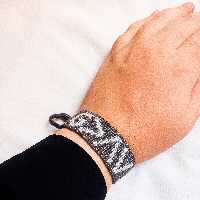 دستبنددوستی بافت طرح خدا بزرگتر از پستی و بلندهاست