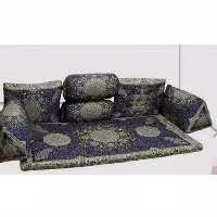 سرویس شاه نشین از ترمه پلی استر میکرو شده و باالیاف درجه یک وکاملا دست دوز دوخته شده