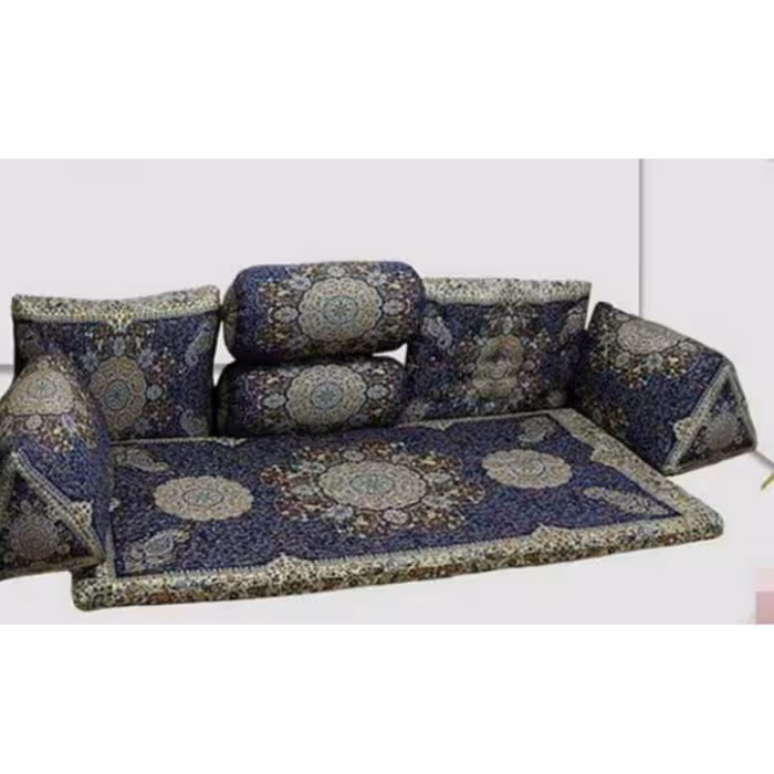 سرویس شاه نشین از ترمه پلی استر میکرو شده و باالیاف درجه یک وکاملا دست دوز دوخته شده