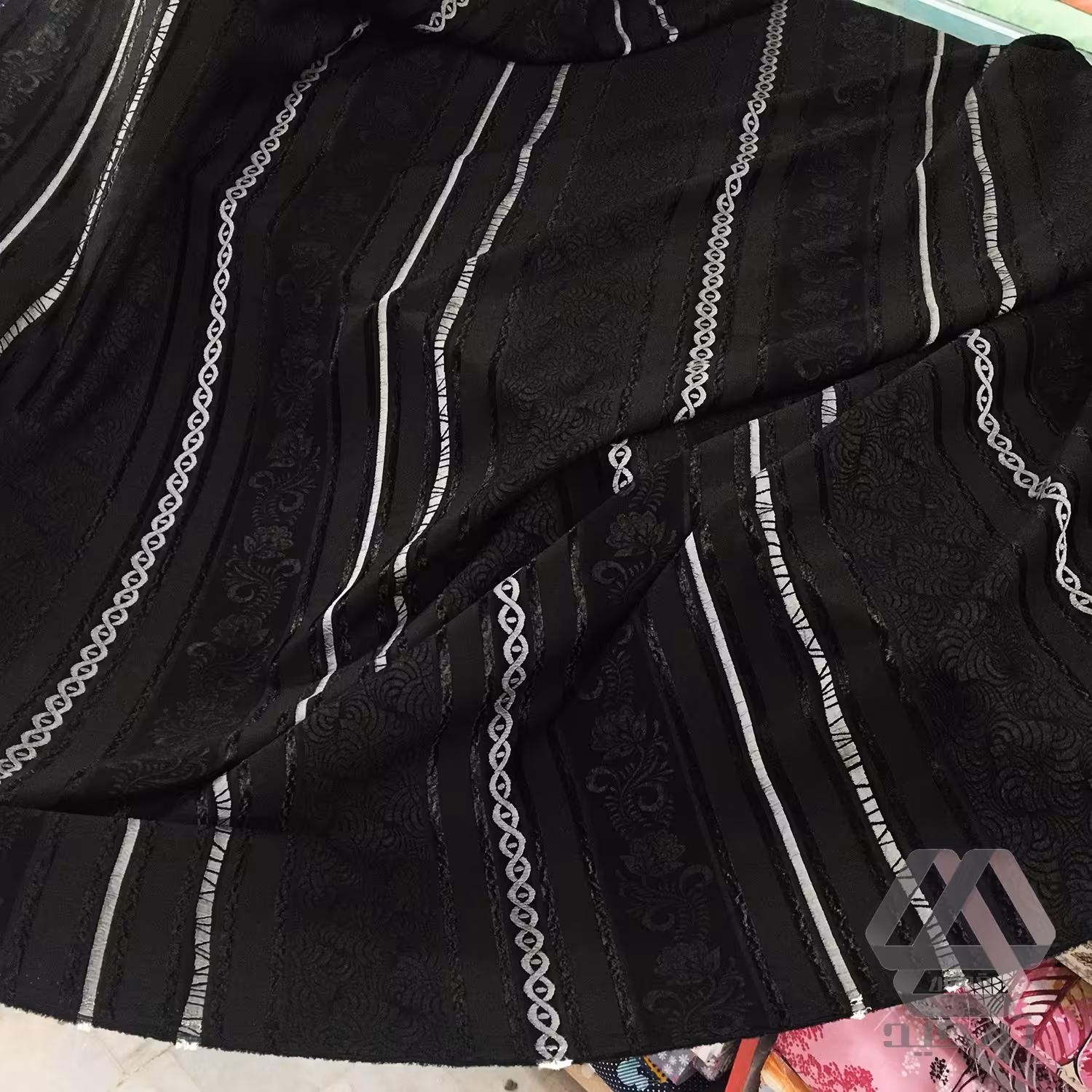 پارچه ژاکارد خطی مشکی مزونی جنس عالی عرض 1.70 متر 