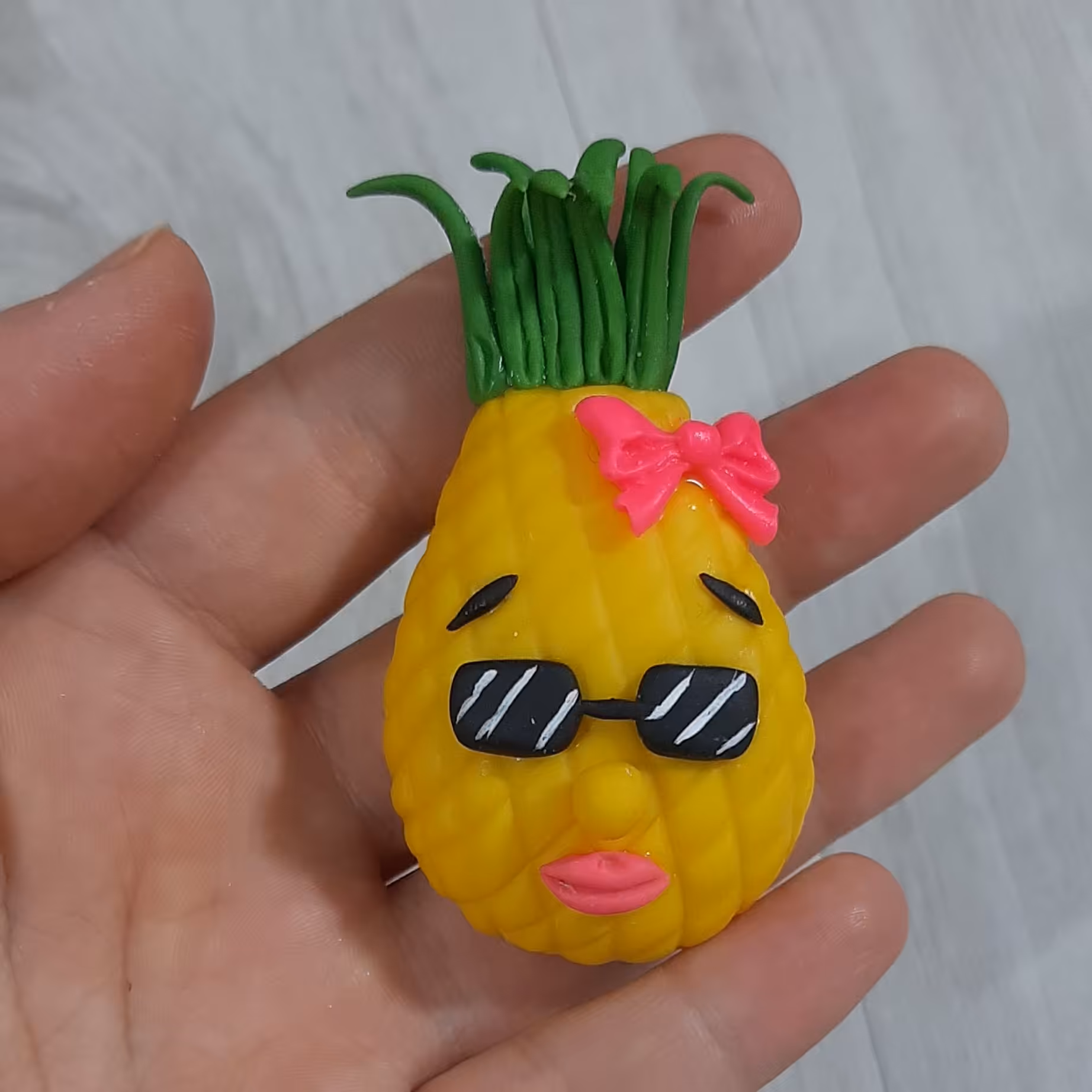 مگنت یخچال آناناس