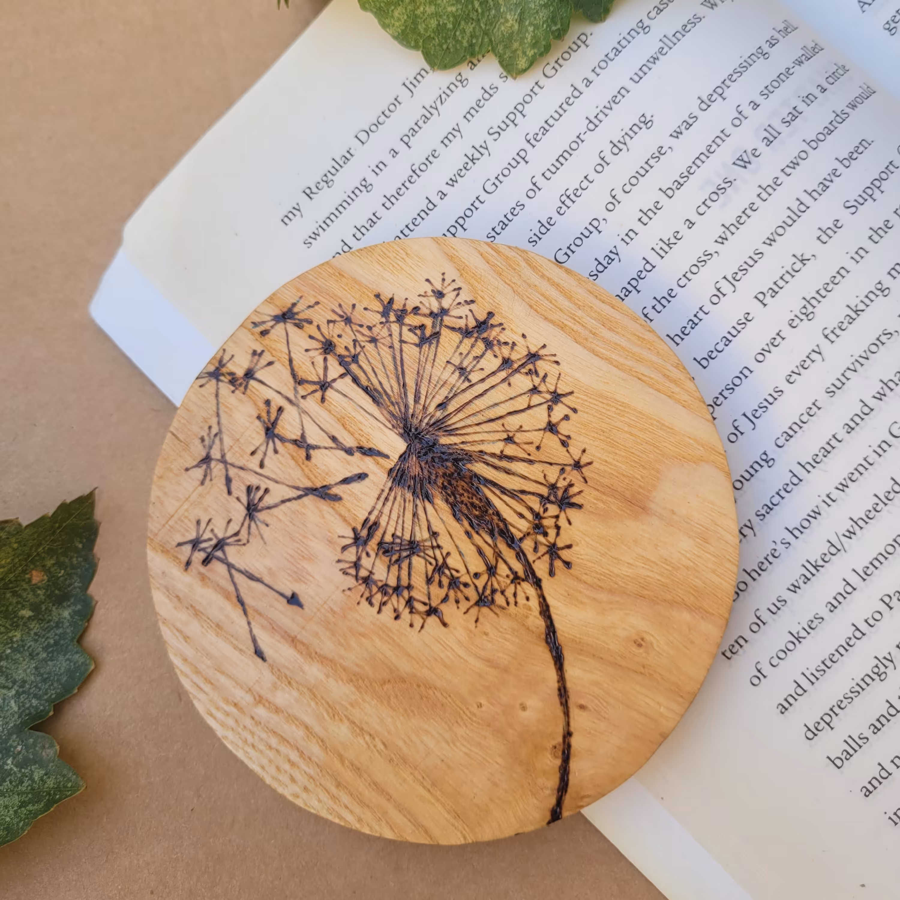 زیر لیوانی طرح قاصدک سوختنگاری چوبی دستساز چوبی گالری  