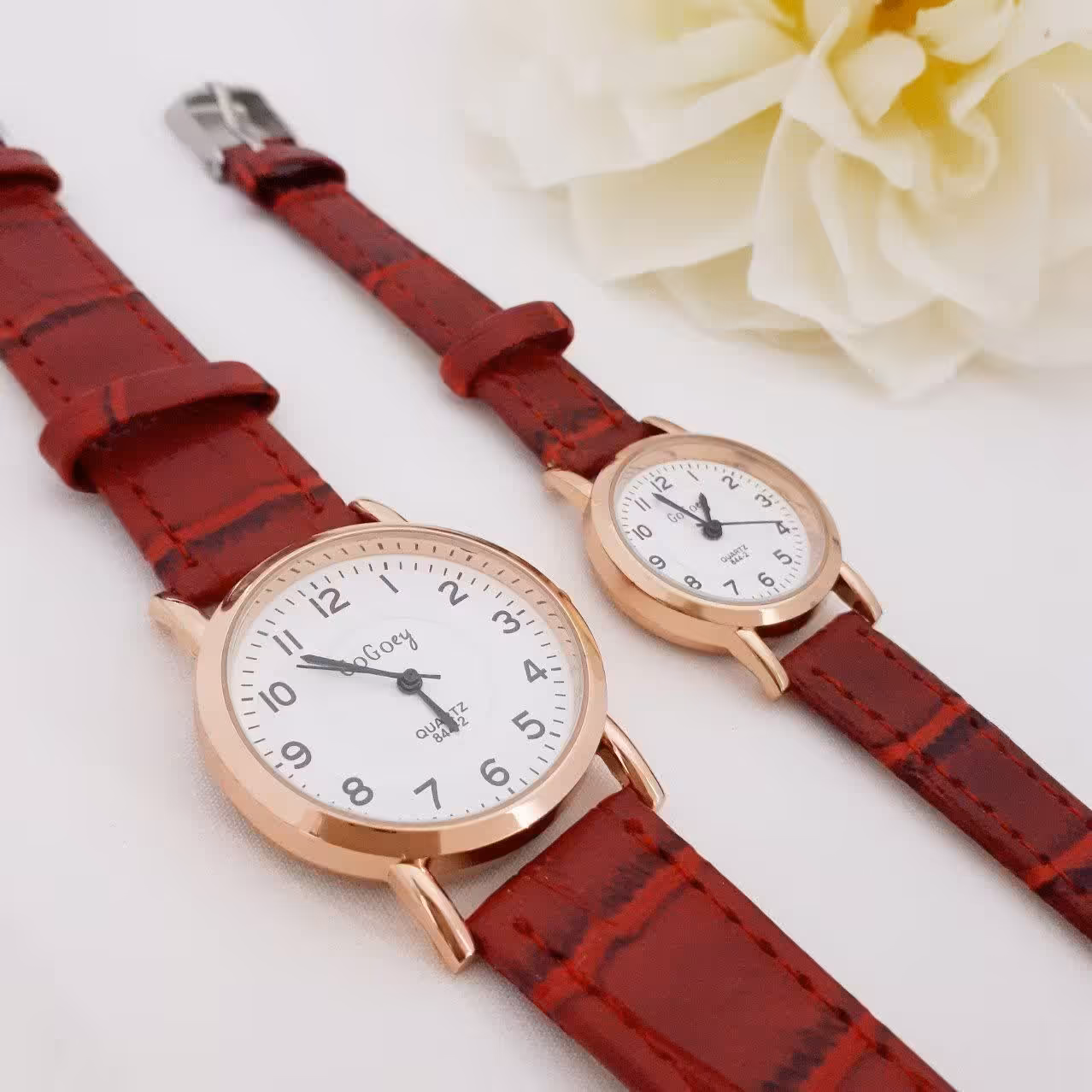 ساعت چرمی ست زنانه مردانه کد10278.بند چرمی.زیبایی را به دستان خود هدیه دهید