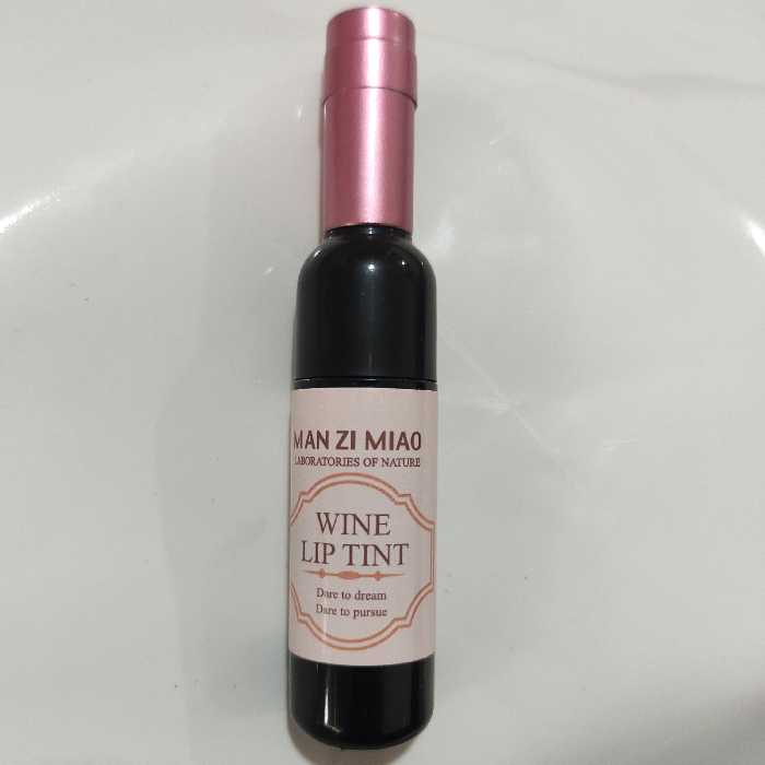 تینت لب  رنگ صورتی